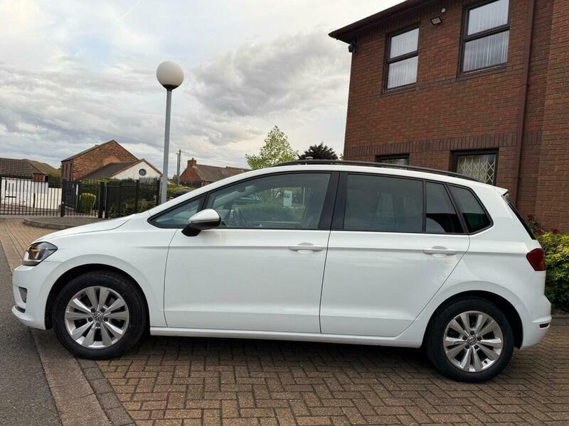 2015 Volkswagen Golf SV 1.4 TSI BlueMotion Tech SE Euro 6 (s/s) 5dr • 35,880 miles image 8