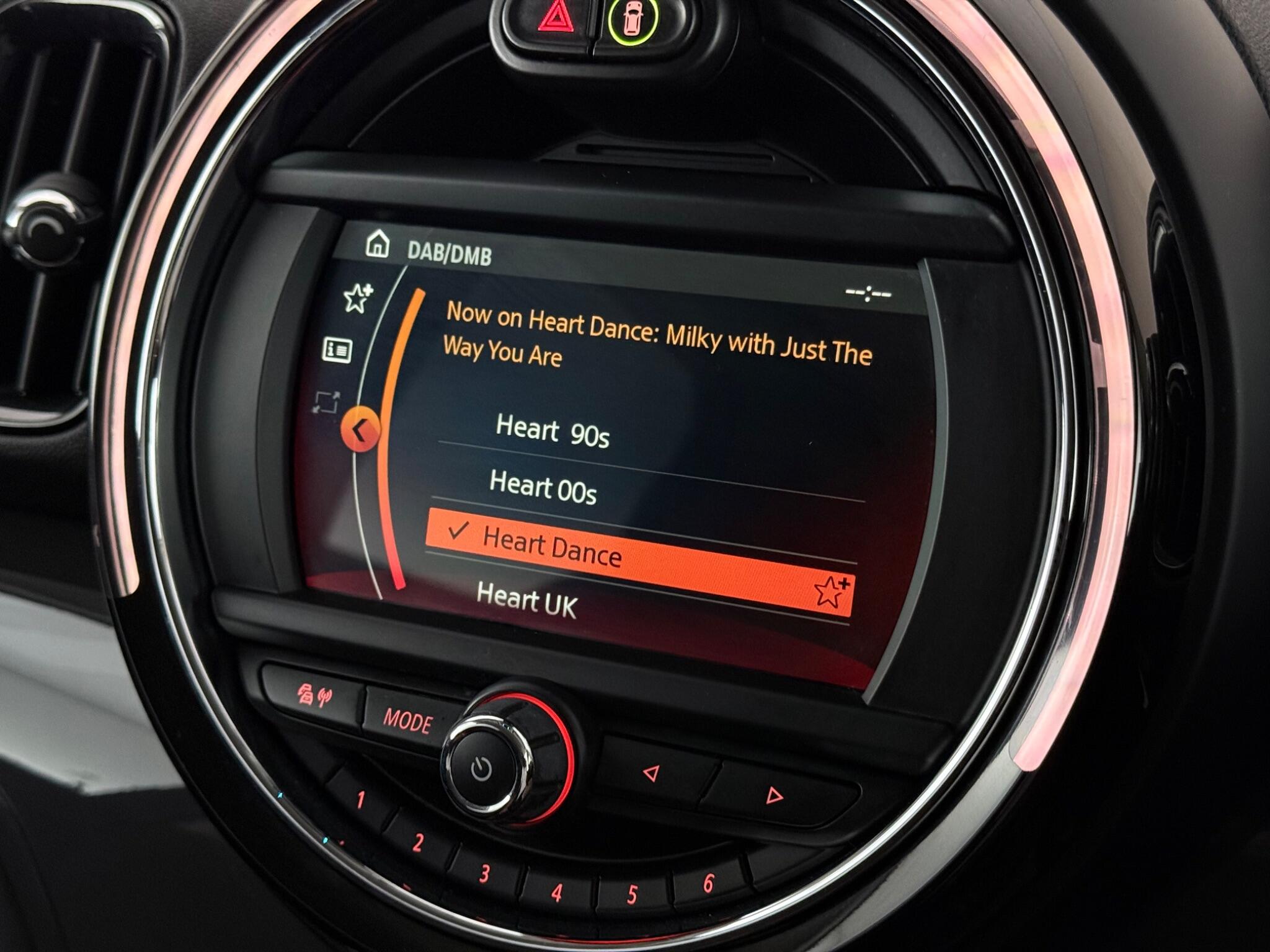 Mini Countryman view 22