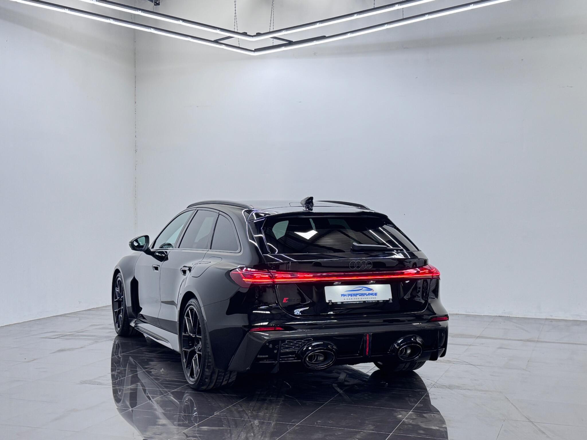 Audi RS5 view 31