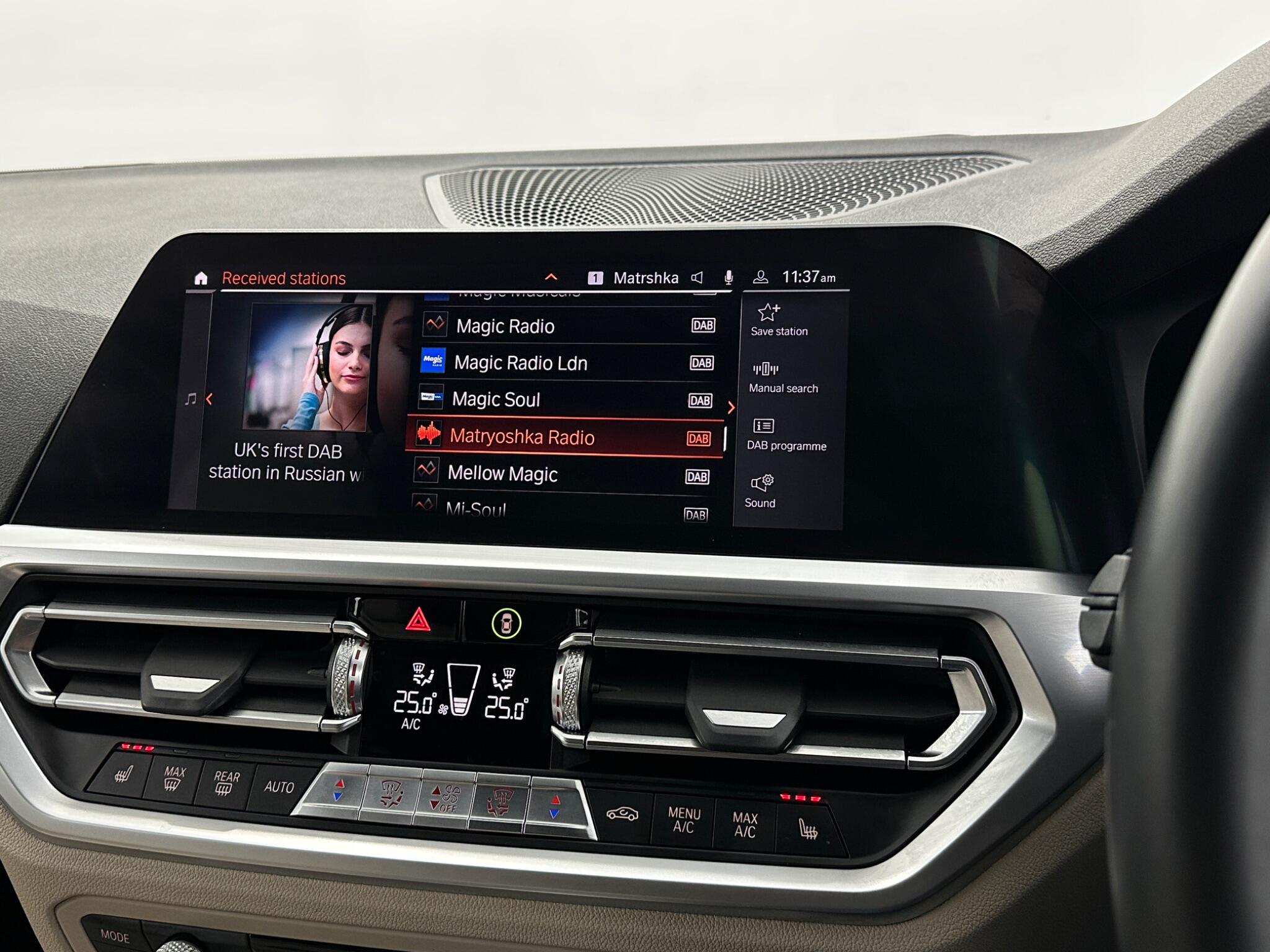 BMW 3 Series view 26