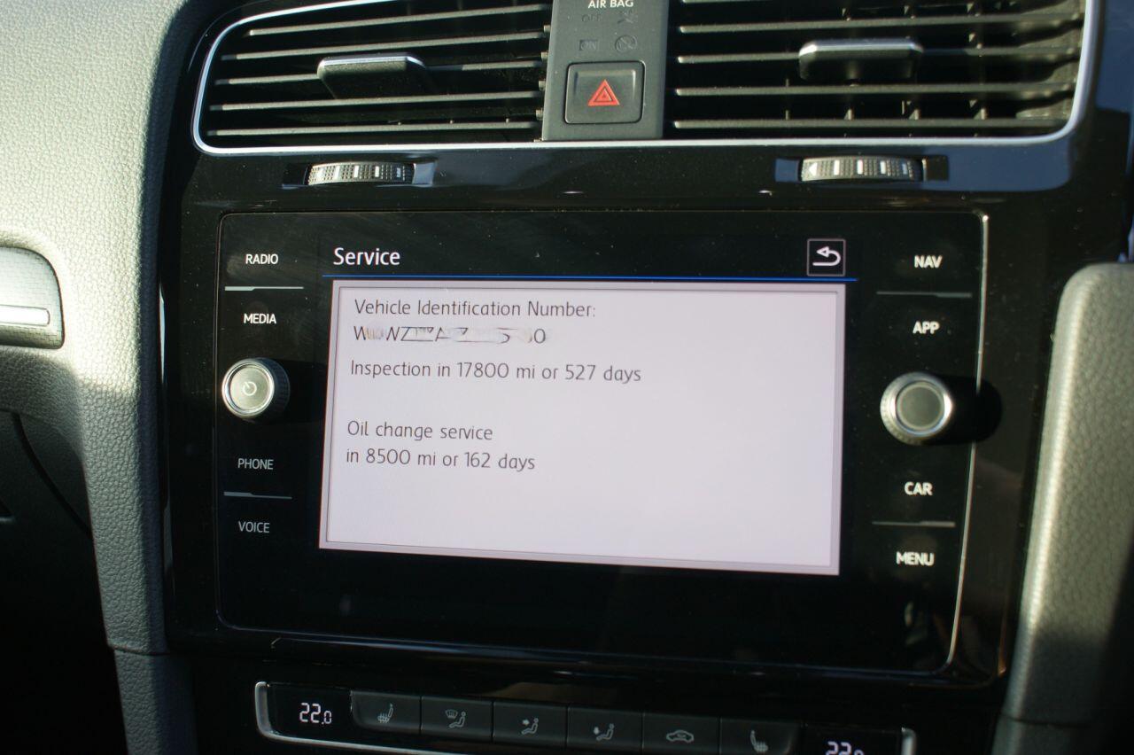 Volkswagen Golf view 59