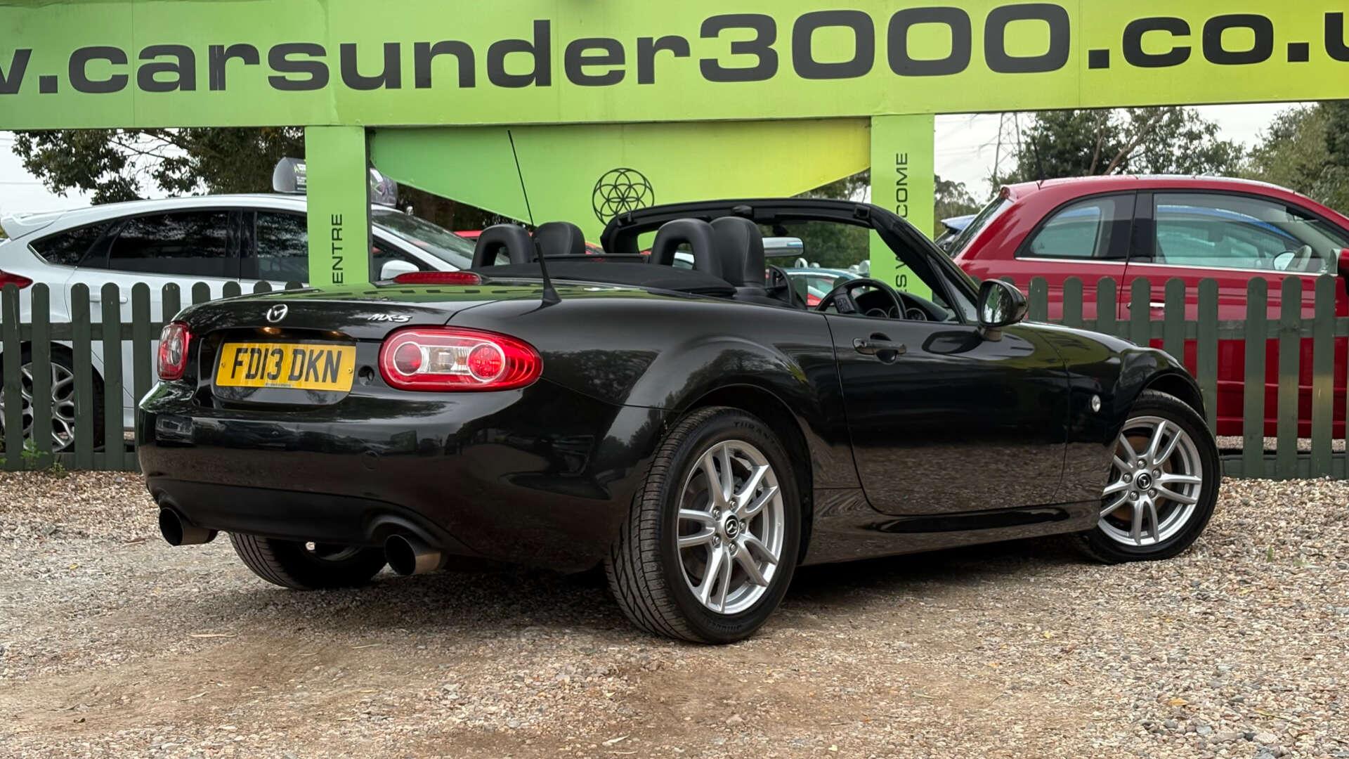 Mazda MX-5 view 6