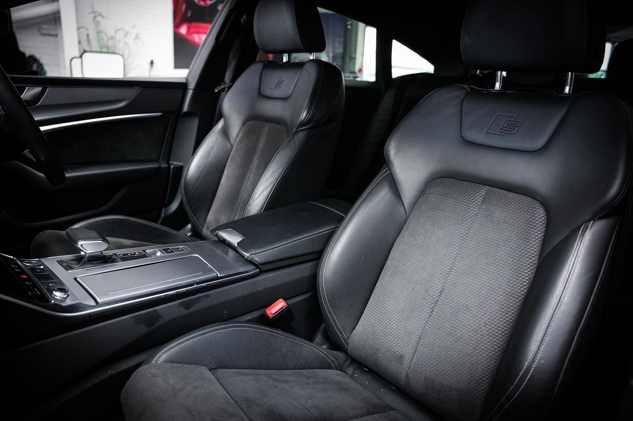 Audi A7 view 23