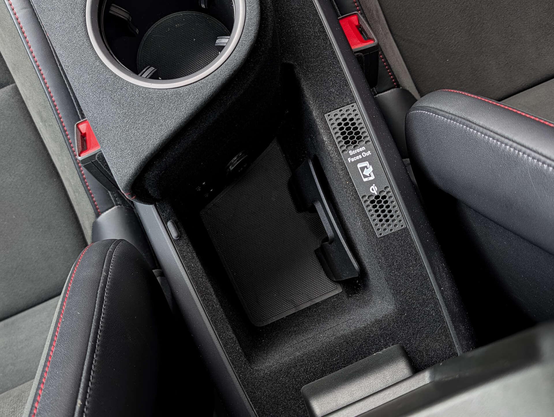 Porsche Taycan view 44