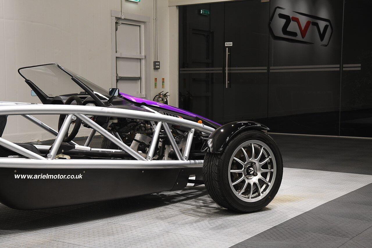 Ariel Atom view 21