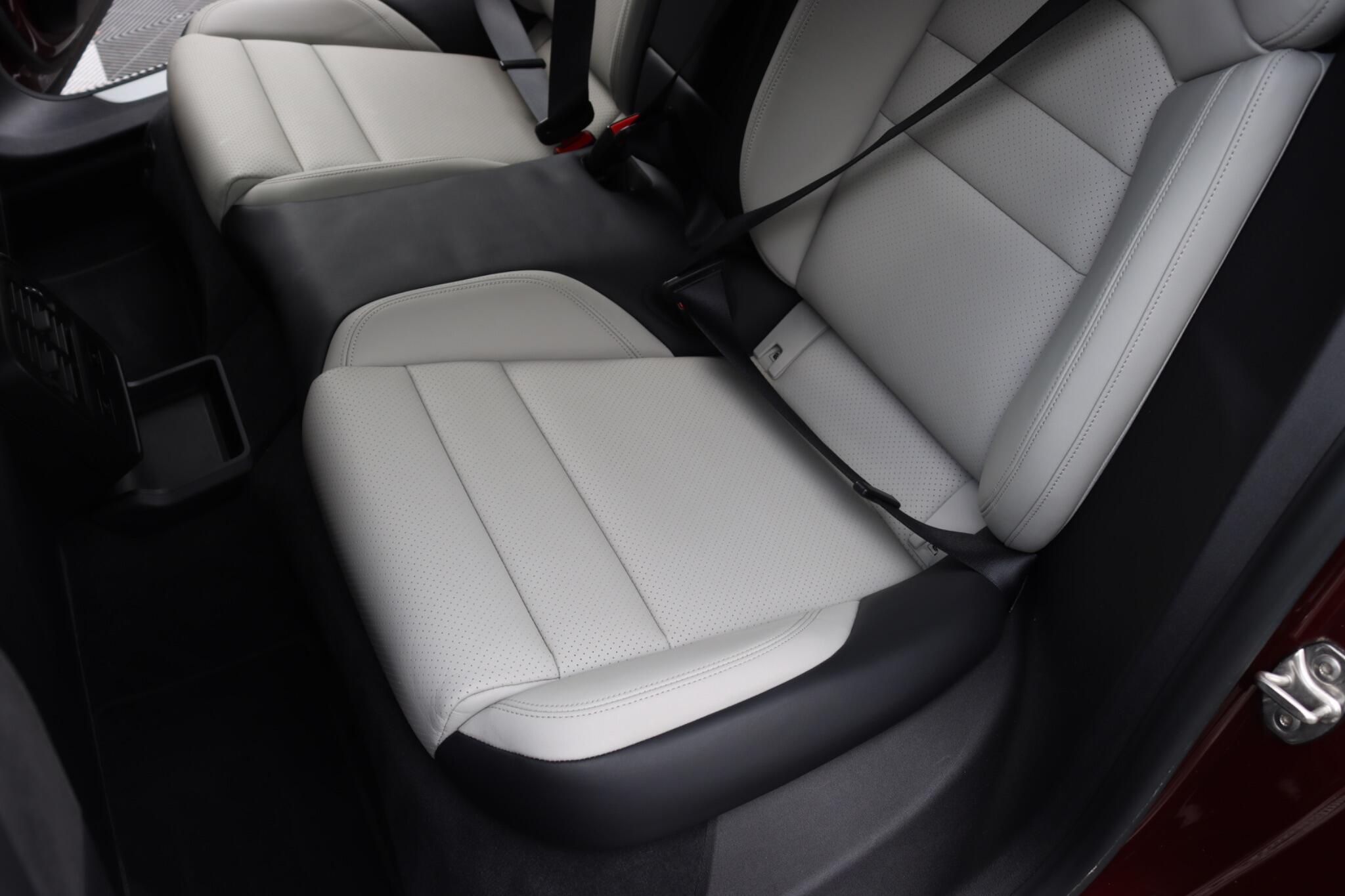 Porsche Taycan view 31