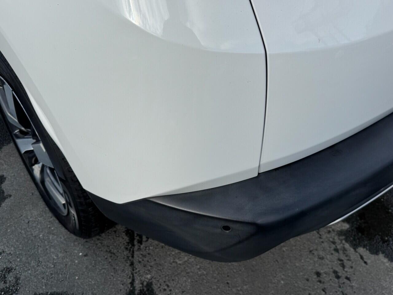 Peugeot 2008 view 14