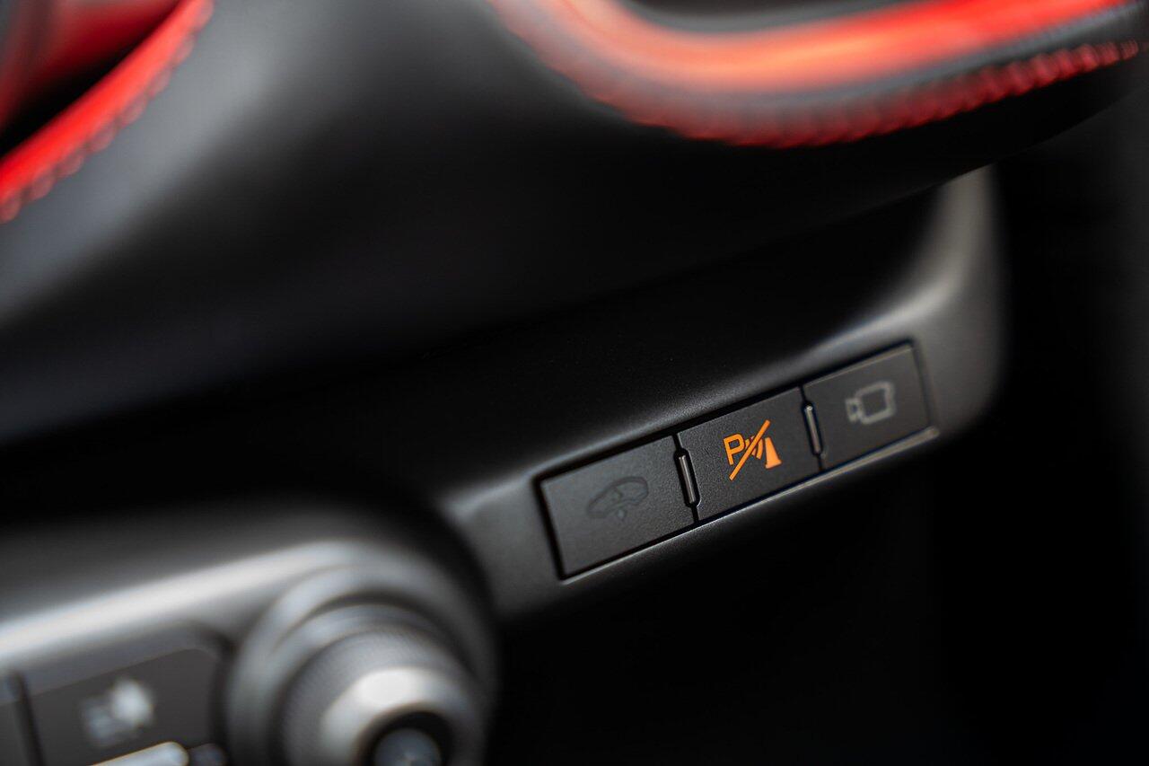 Ferrari 812 view 92