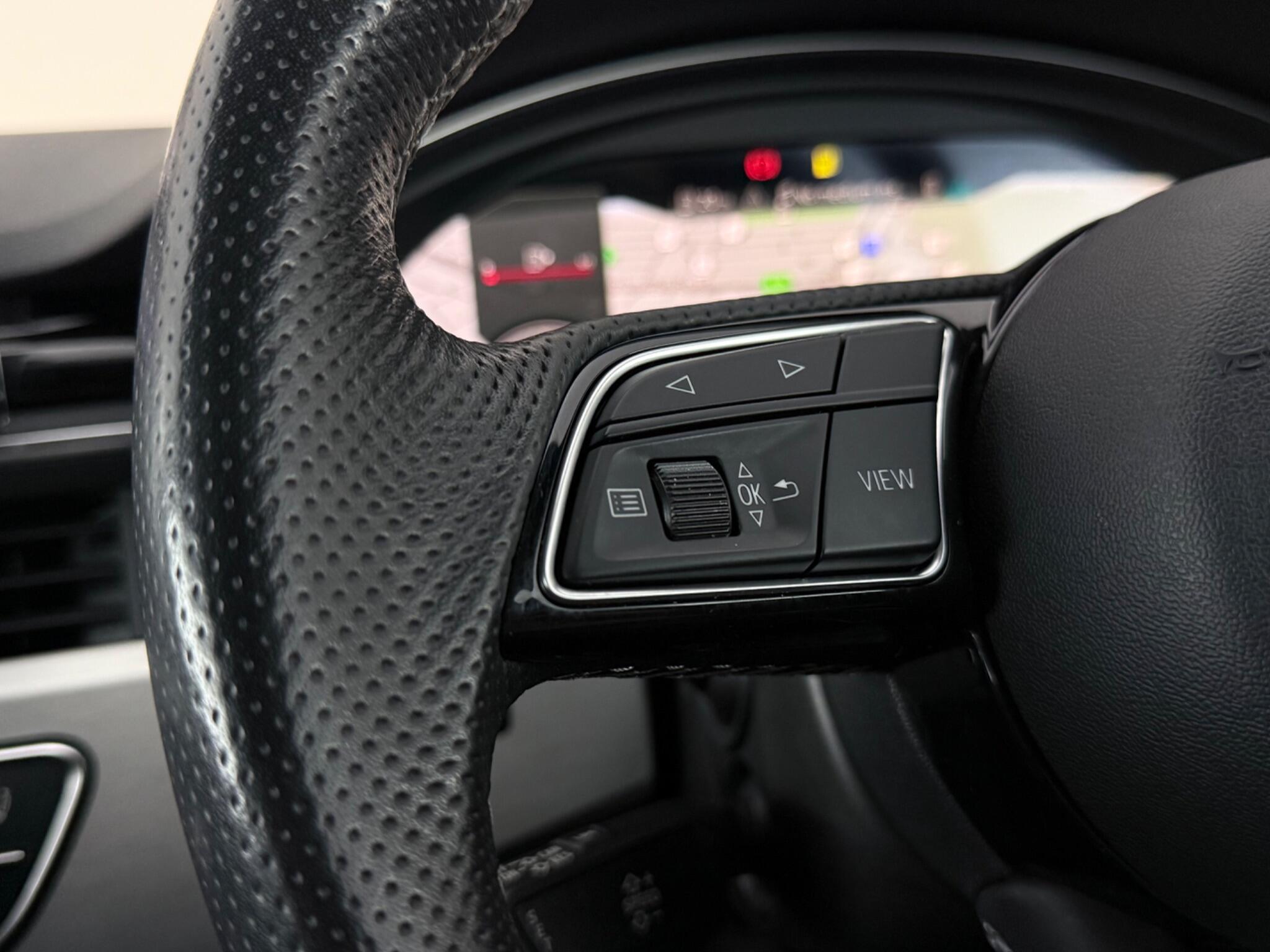 Audi A4 view 15