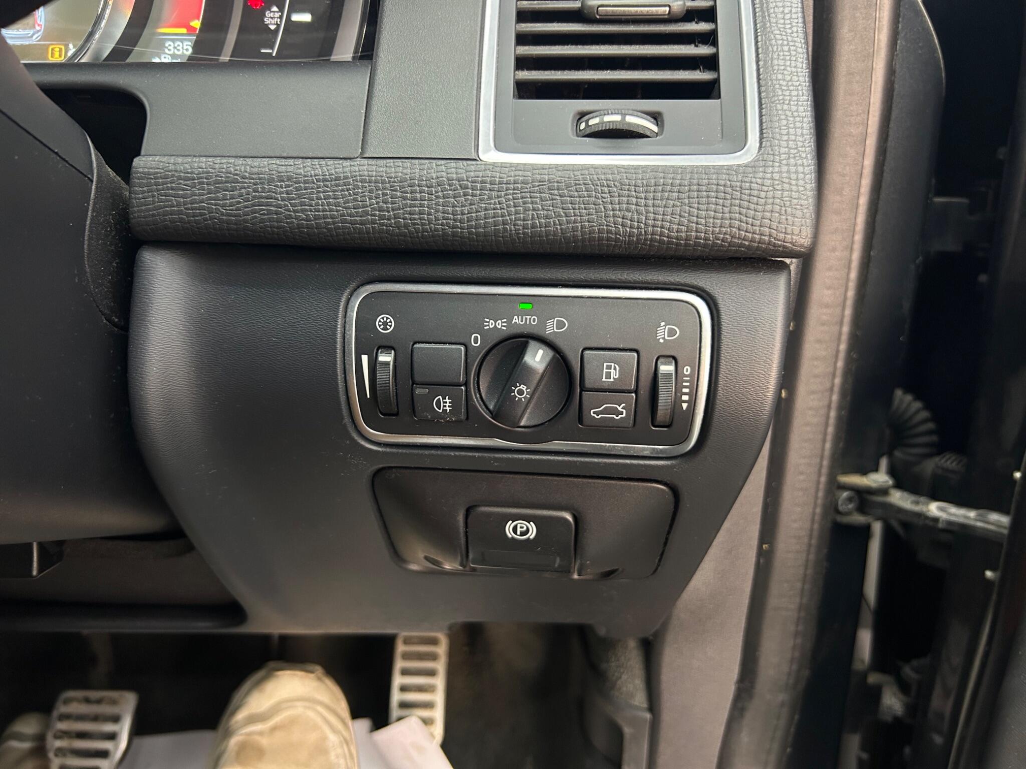 Volvo XC60 view 20