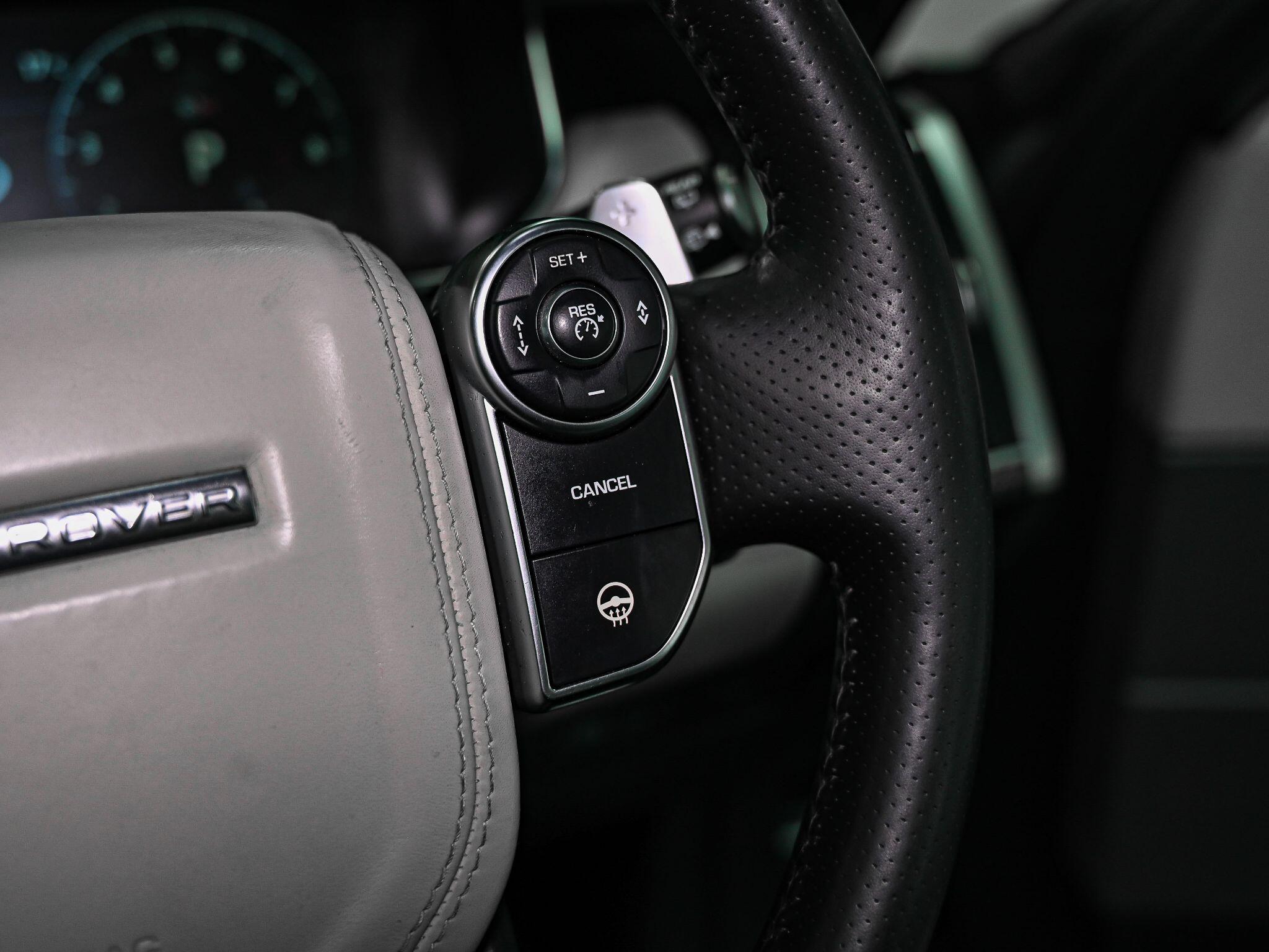Land Rover Range Rover Sport view 8