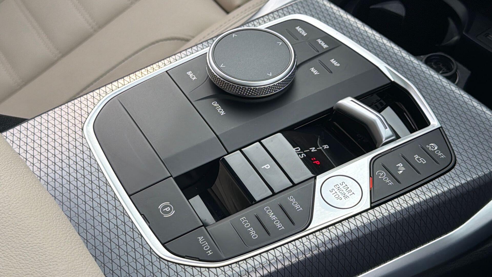BMW 4 Series view 10