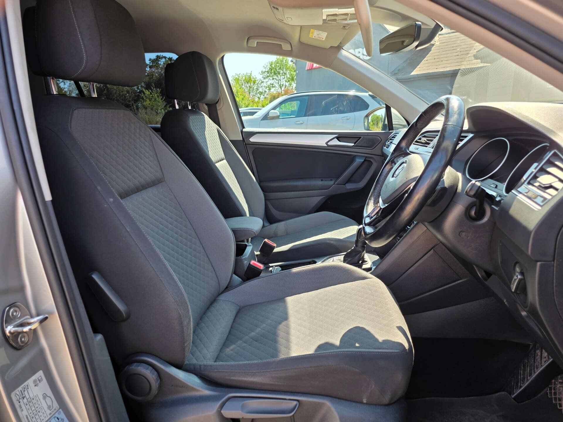 Volkswagen Tiguan view 20