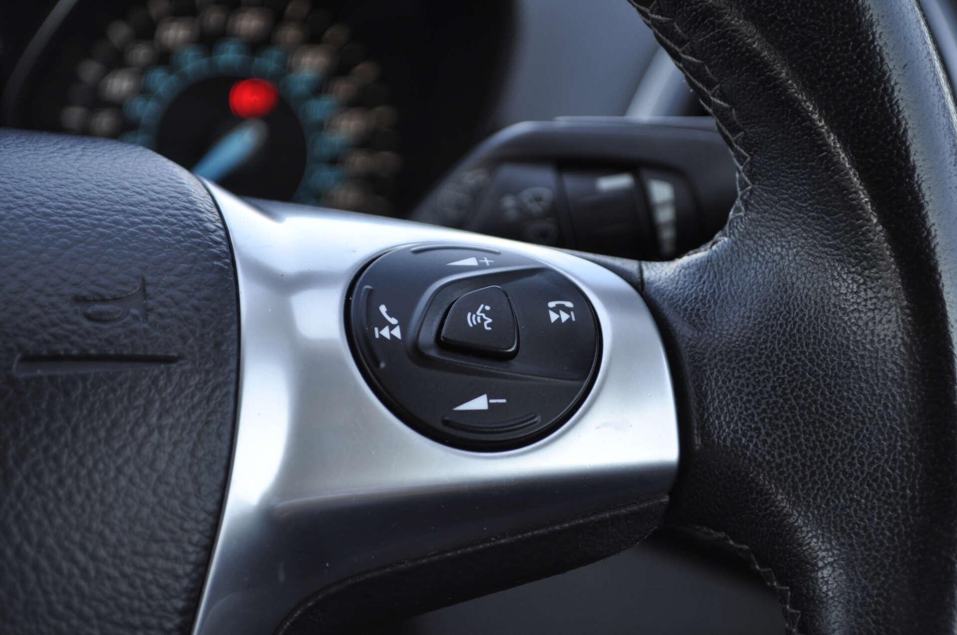 Ford Kuga view 19