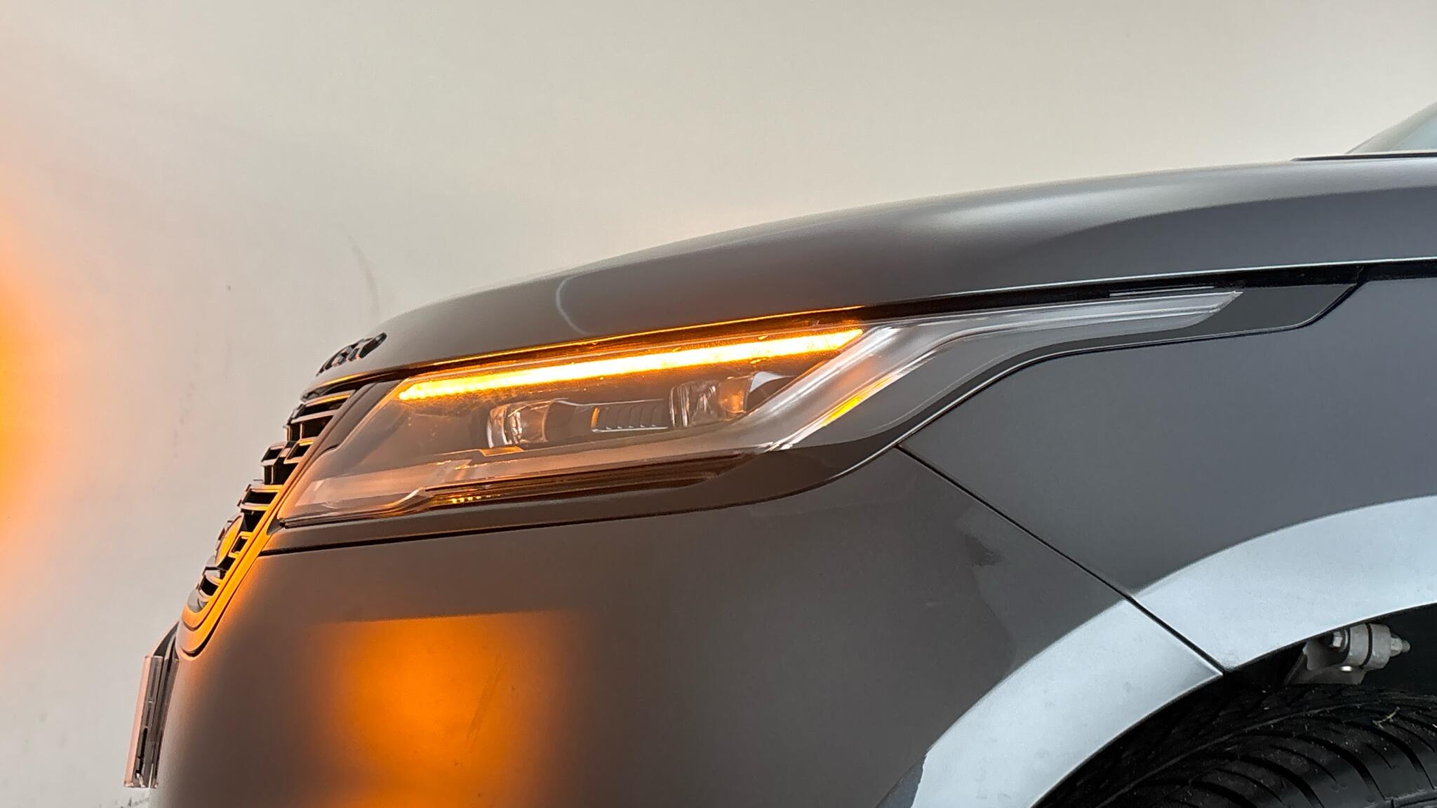 Land Rover Range Rover Velar view 24