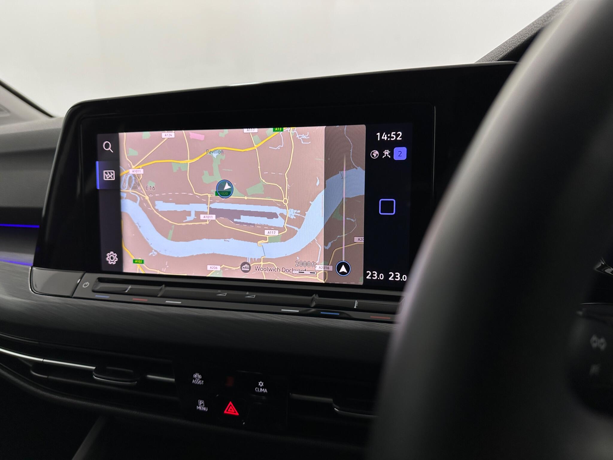 Volkswagen Golf view 23