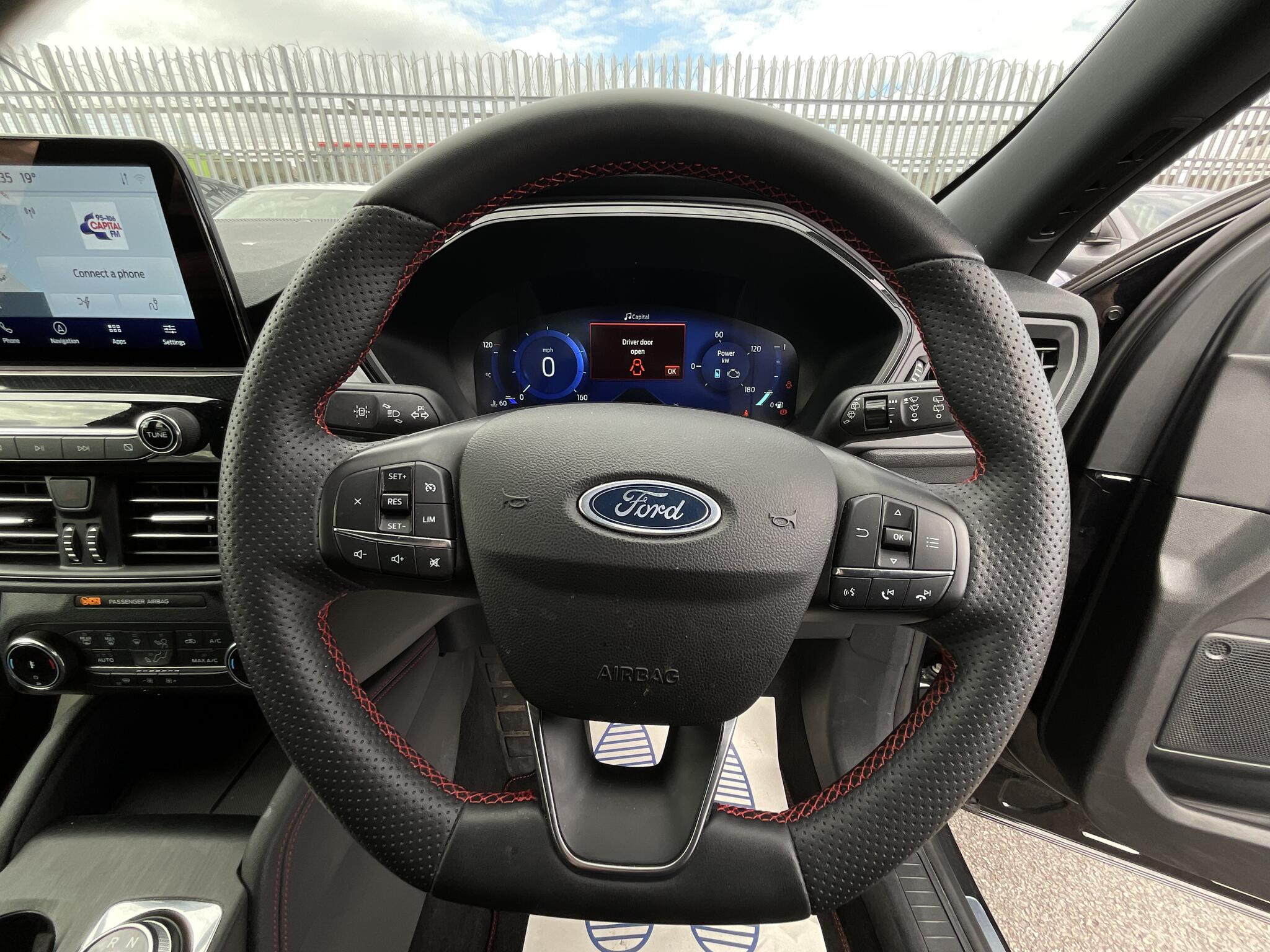 Ford Kuga view 26