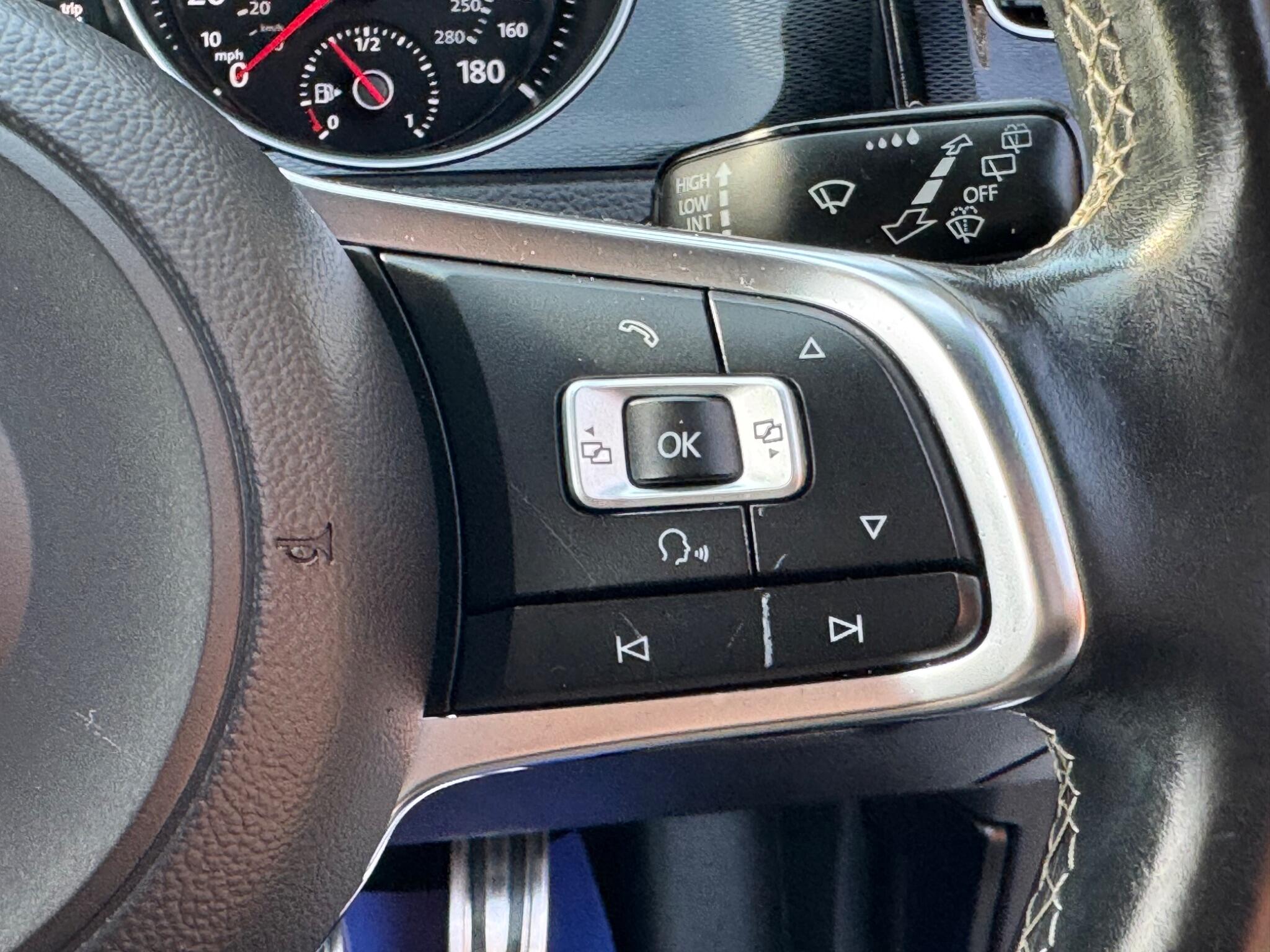 Volkswagen Golf view 15