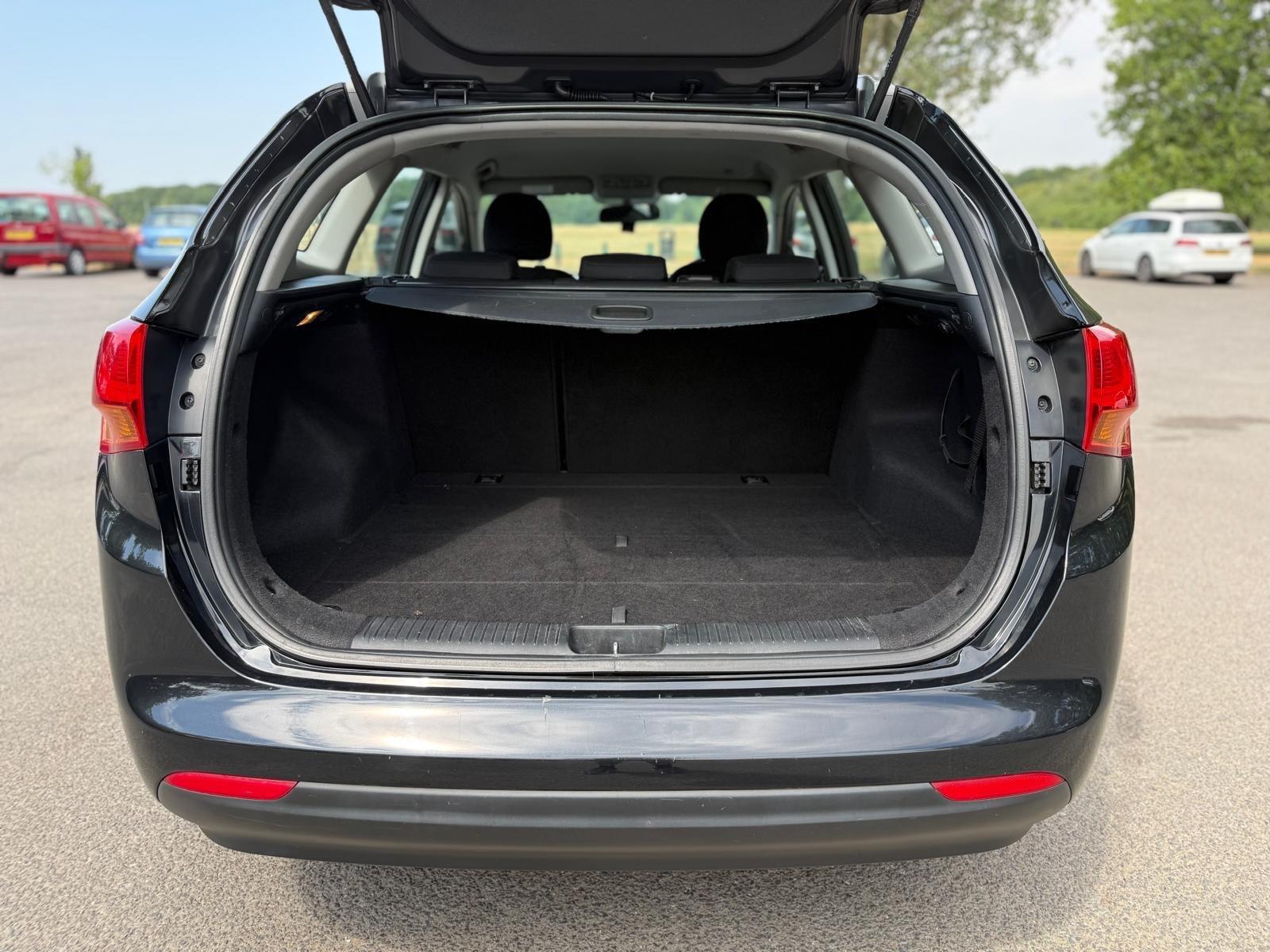 Kia Ceed view 46