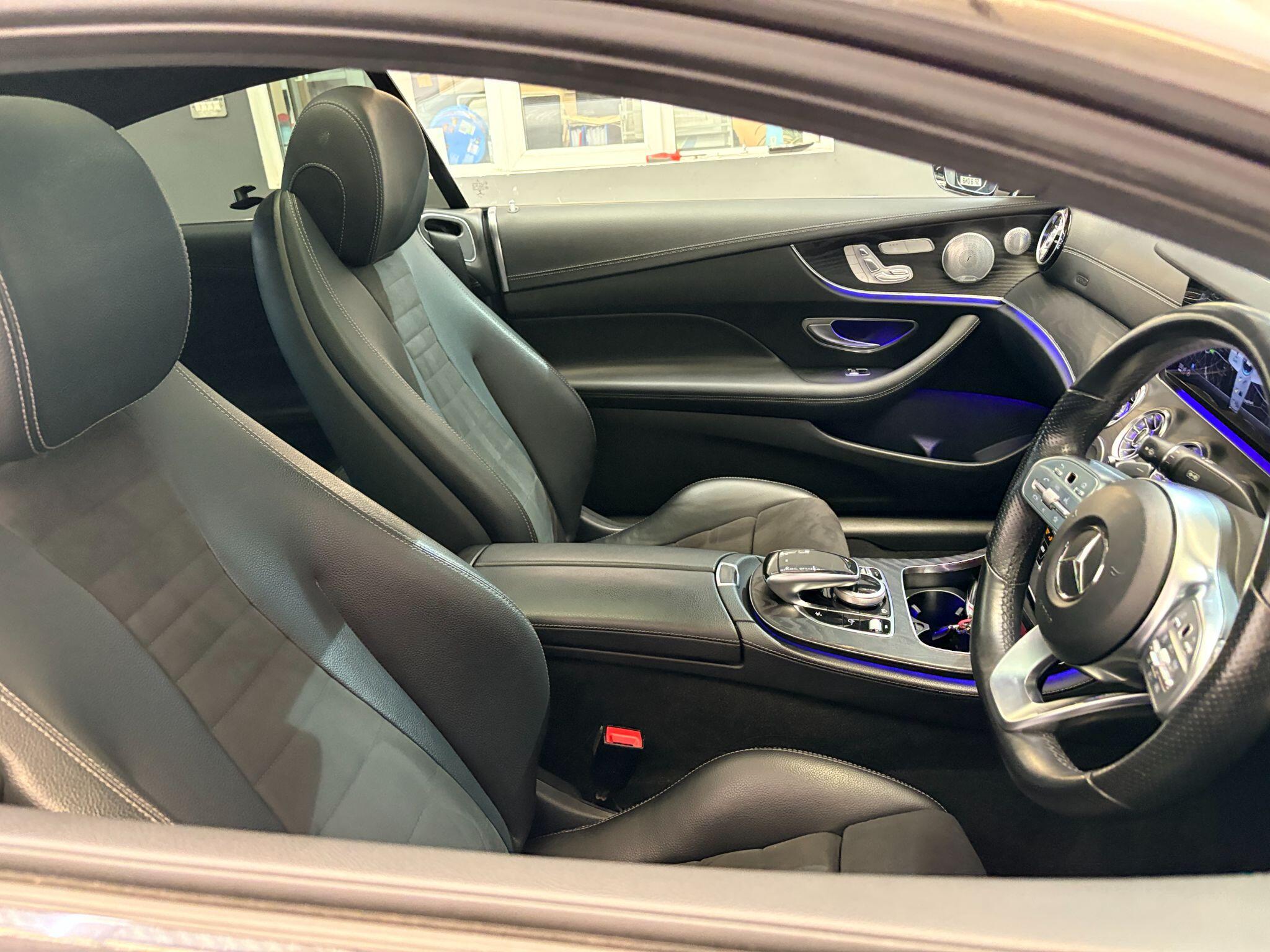 Mercedes-Benz E-Class view 35