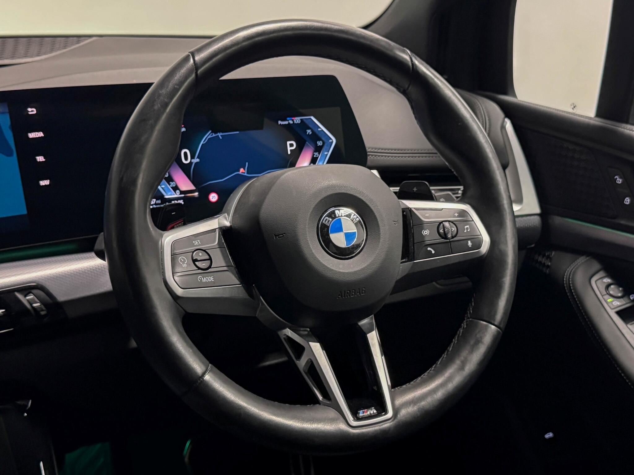 BMW 2 Series view 33