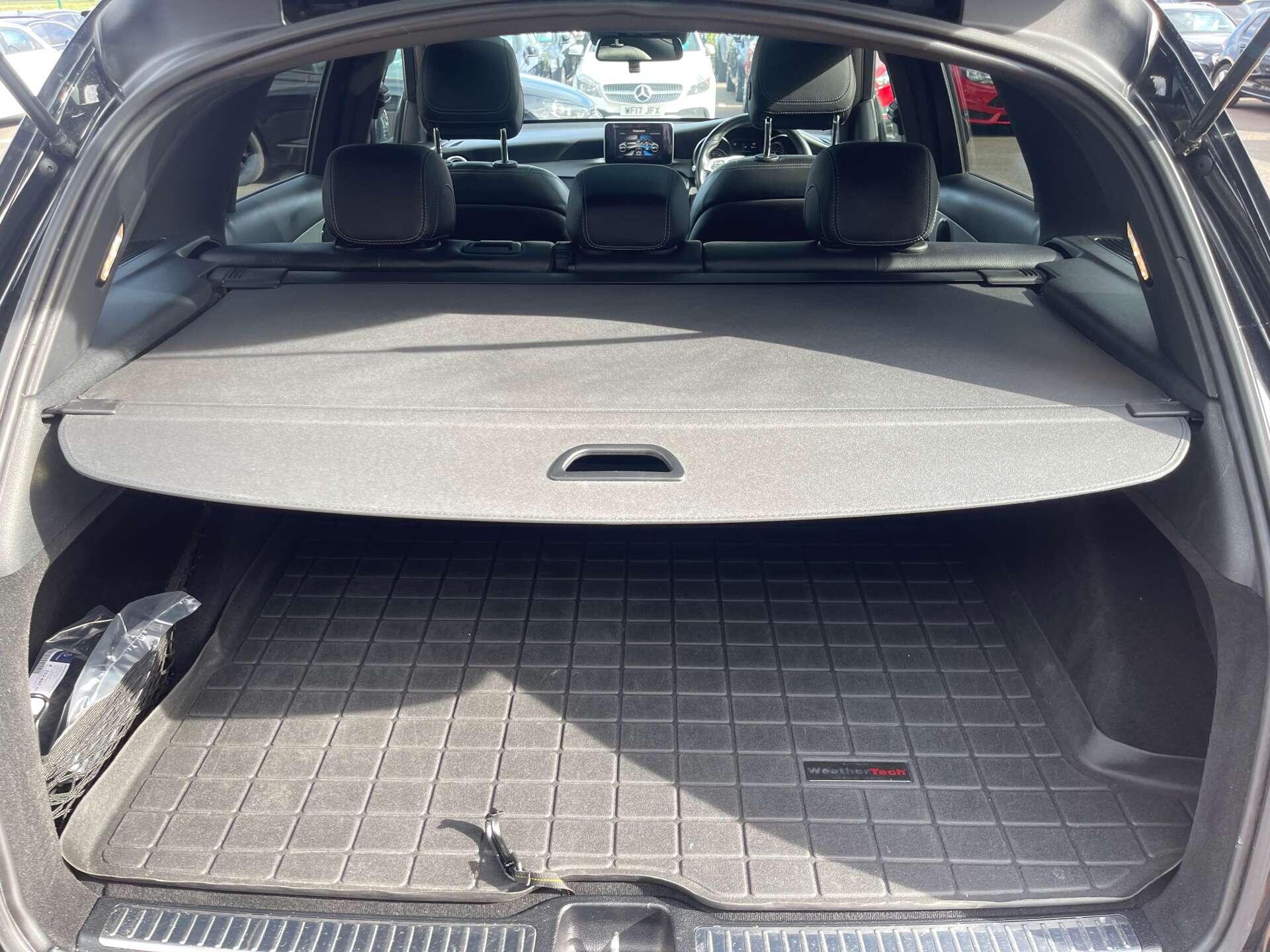 Mercedes-Benz GLC view 62