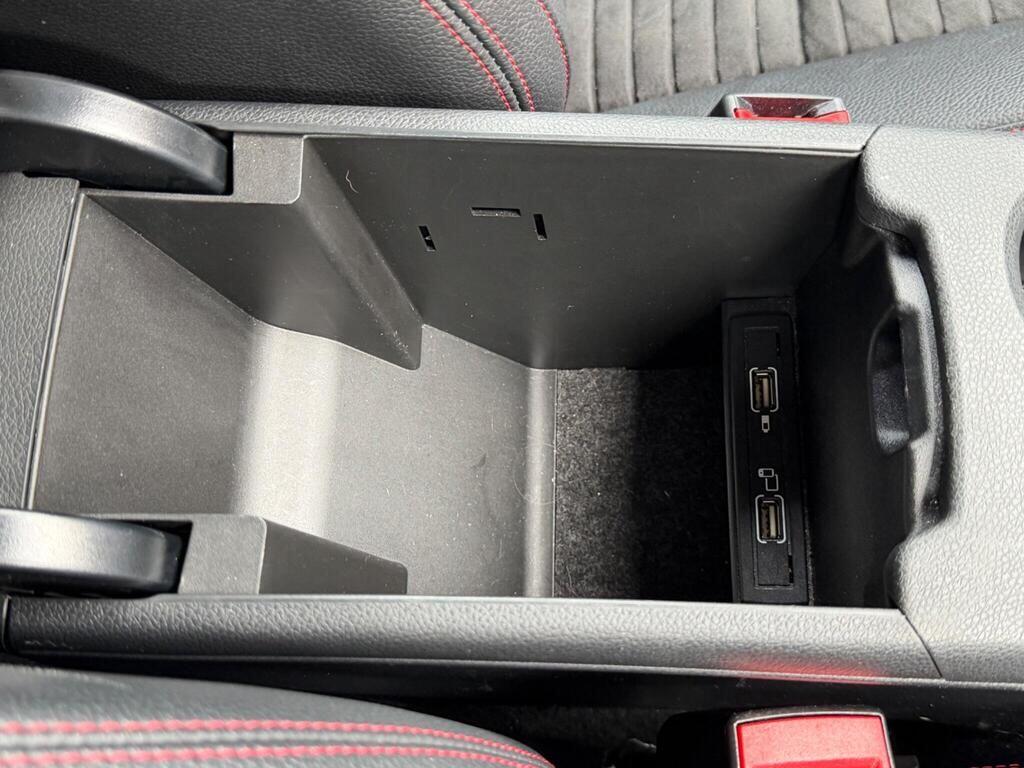 Mercedes-Benz A-Class view 43