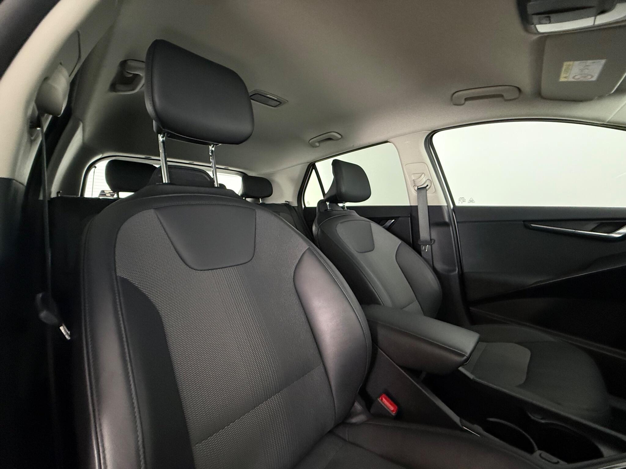 Kia Niro view 25