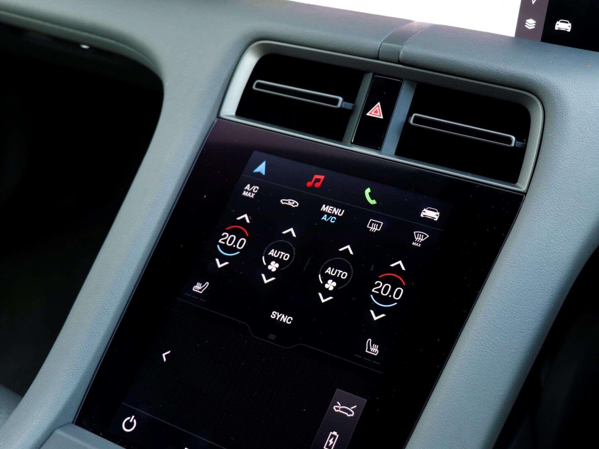 Porsche Taycan view 17