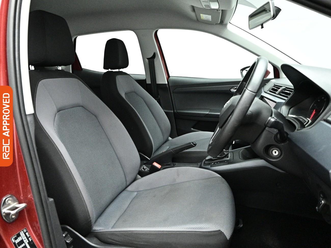 SEAT Arona view 12