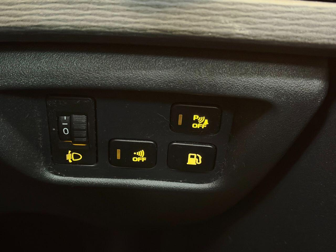 Citroen Grand C4 Picasso view 30
