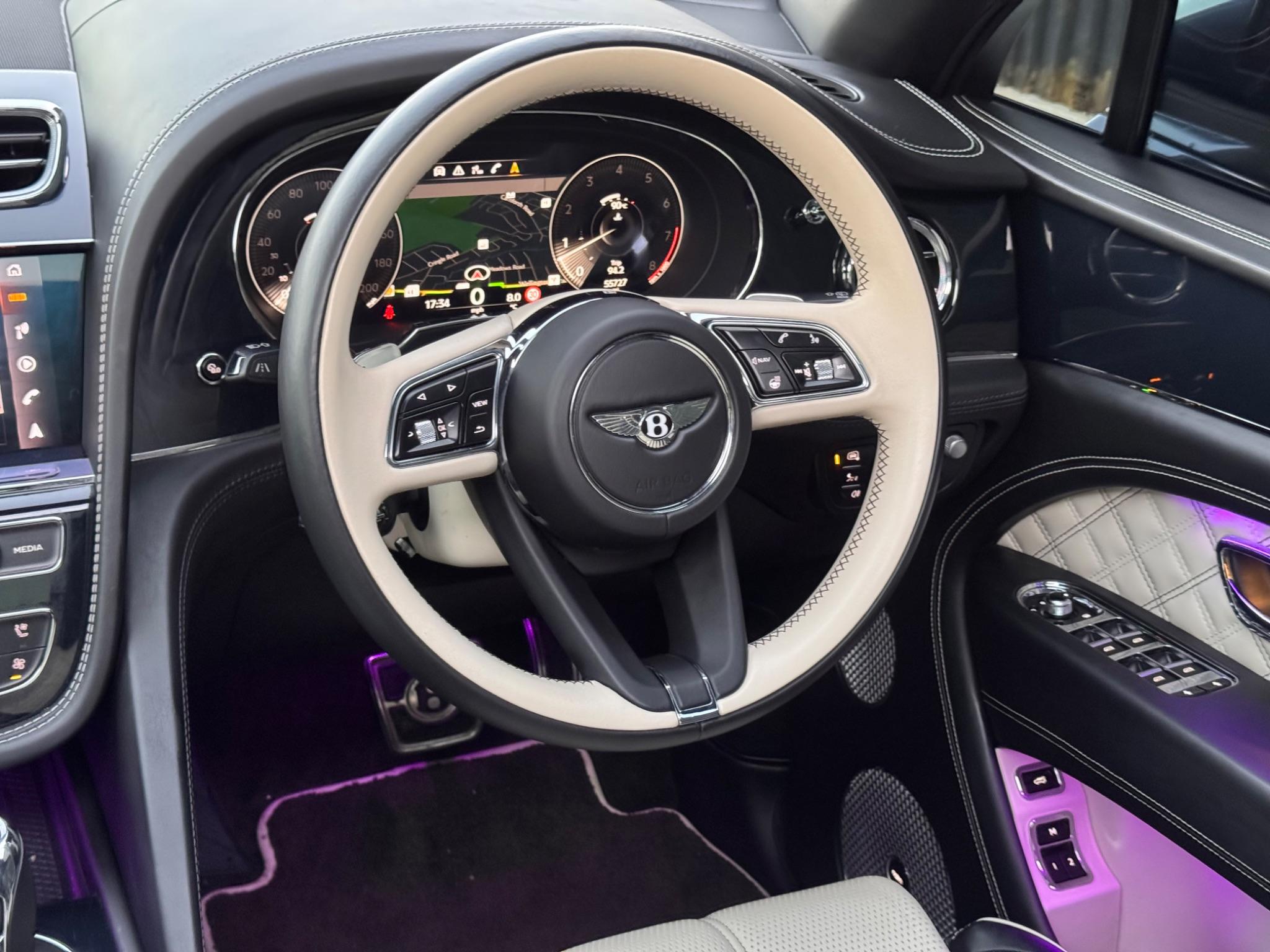 Bentley Bentayga view 53