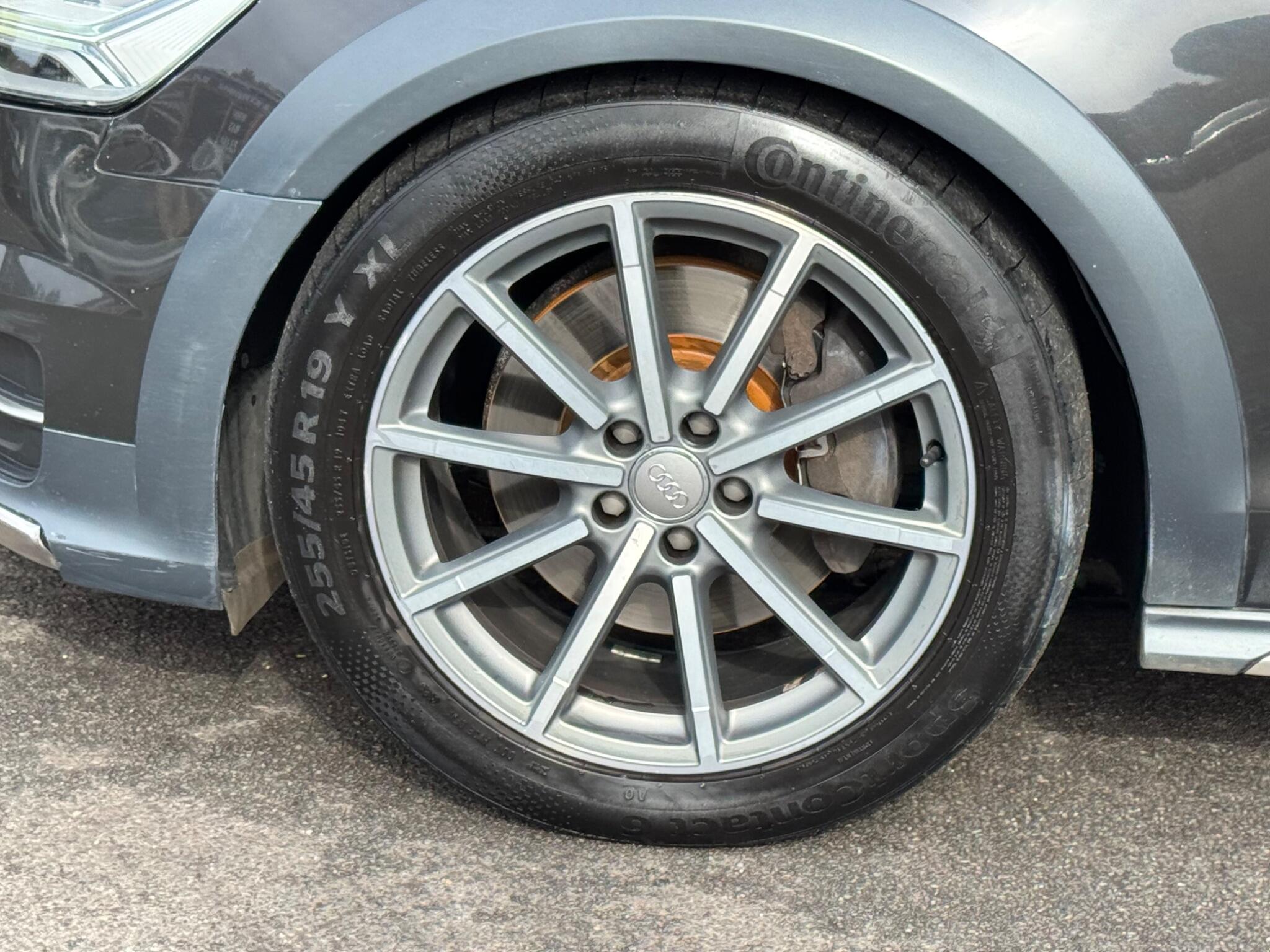 Audi A6 Allroad view 38