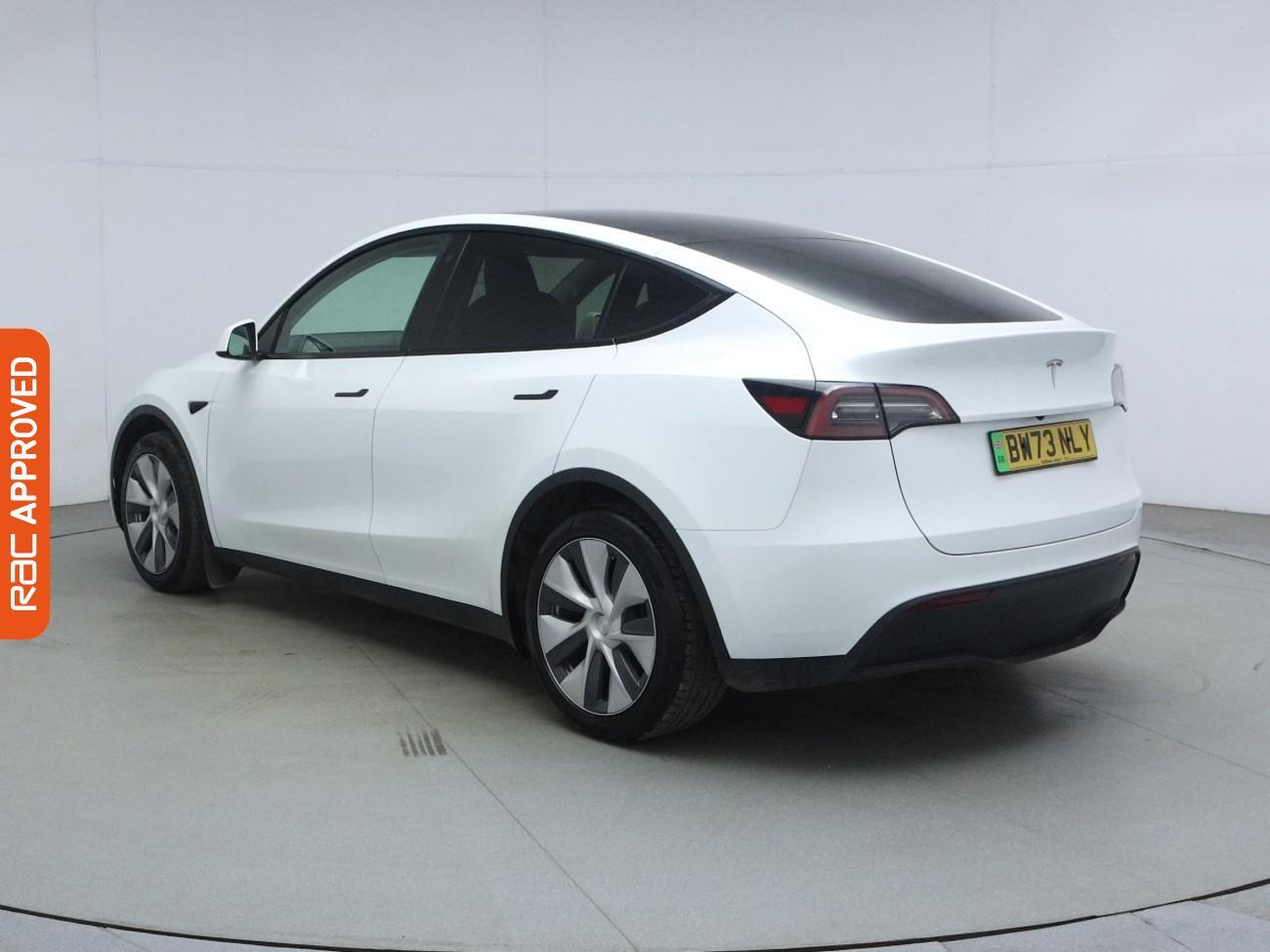 Tesla Model Y view 5