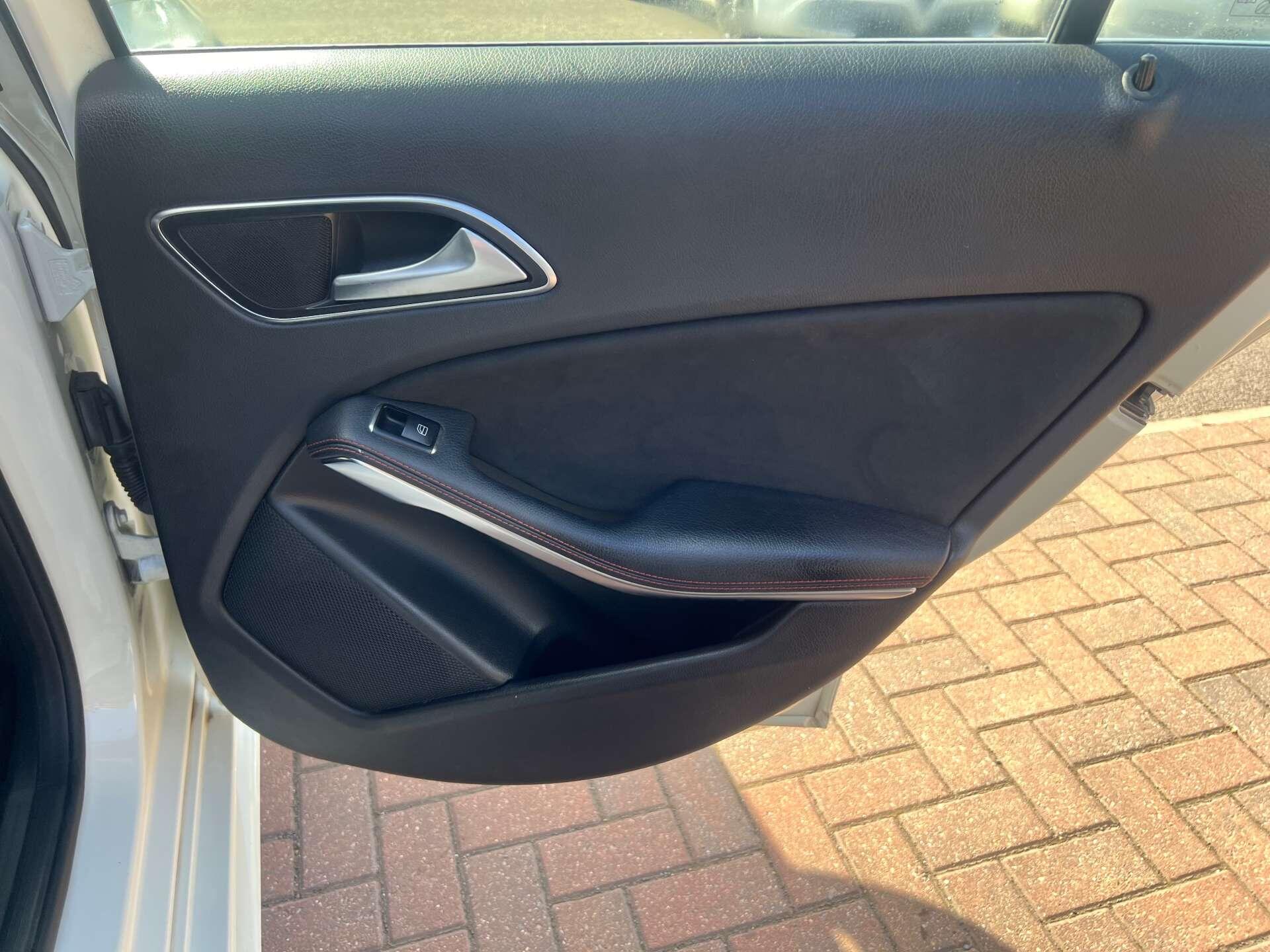 Mercedes-Benz A-Class view 44