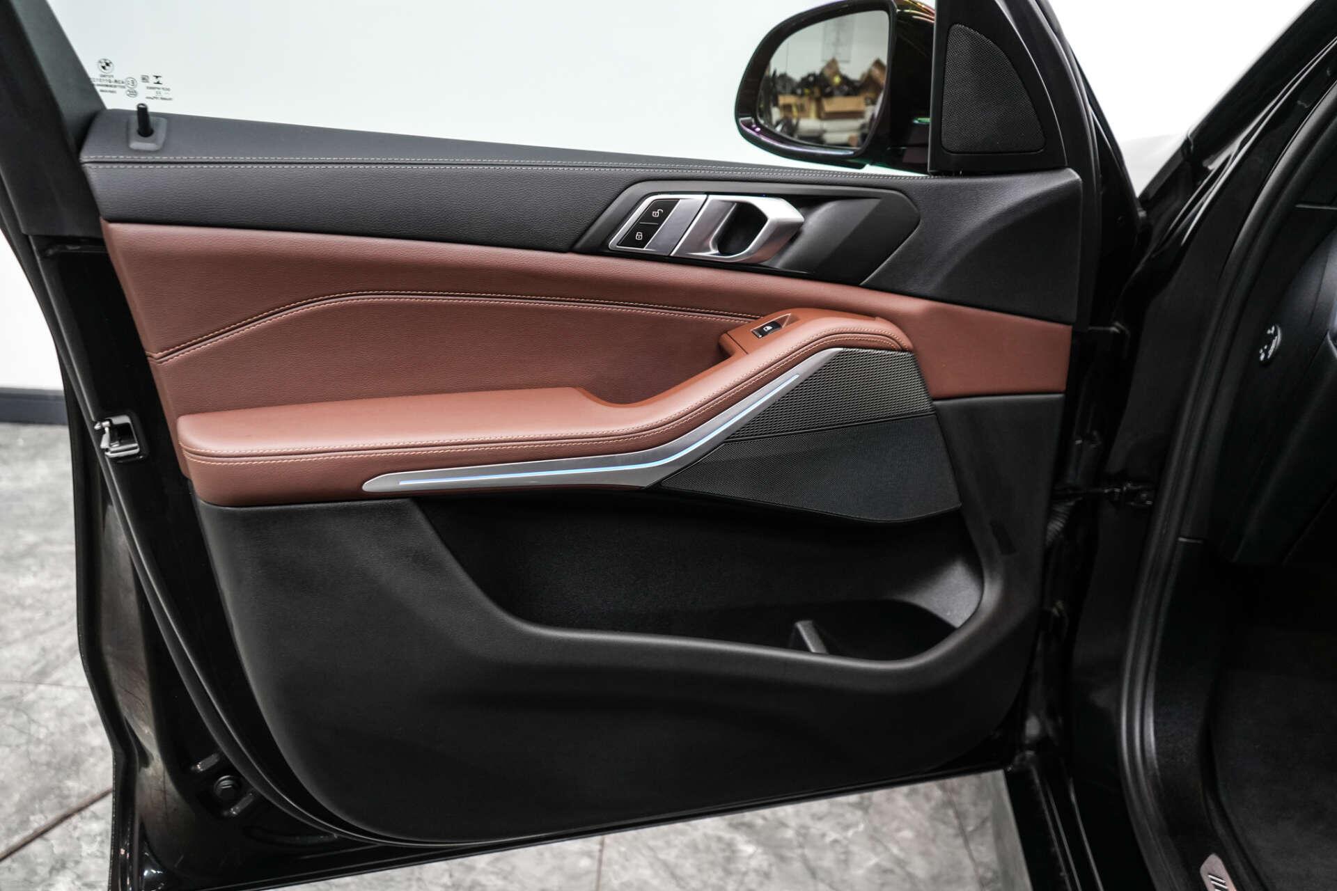 BMW X5 view 17