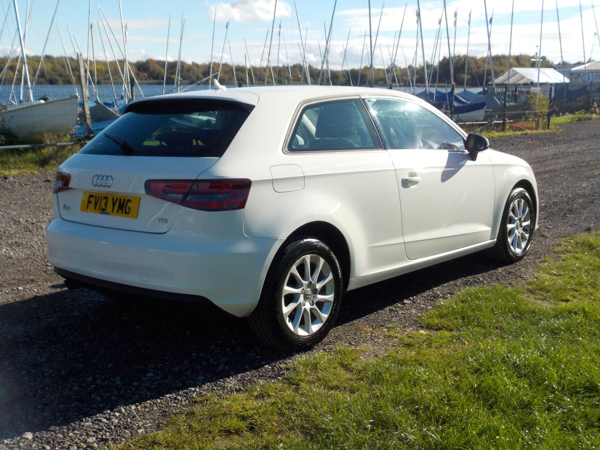 Audi A3 1.6 TDI SE Euro 5 (s/s) 3dr