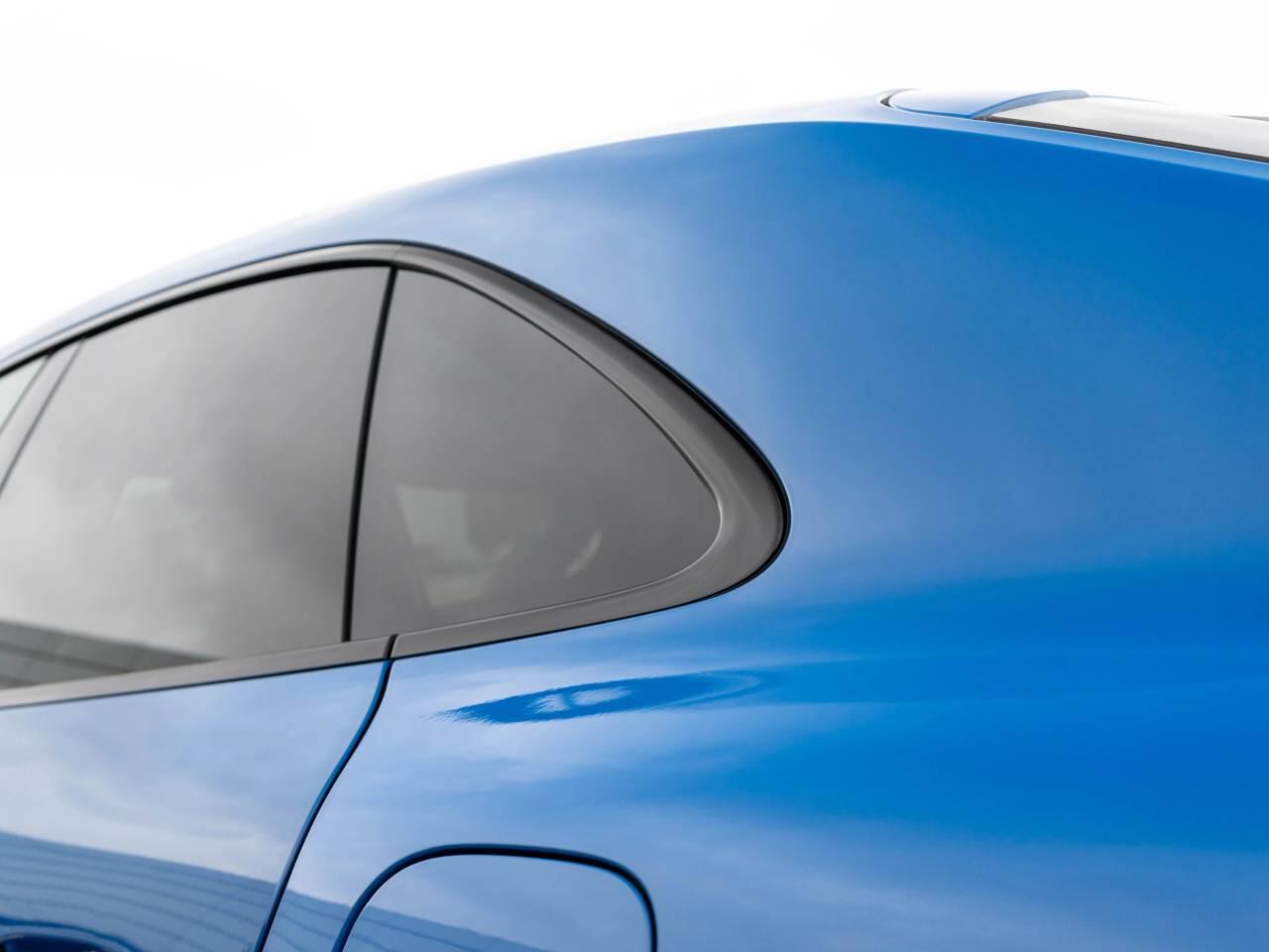 Porsche Macan view 13