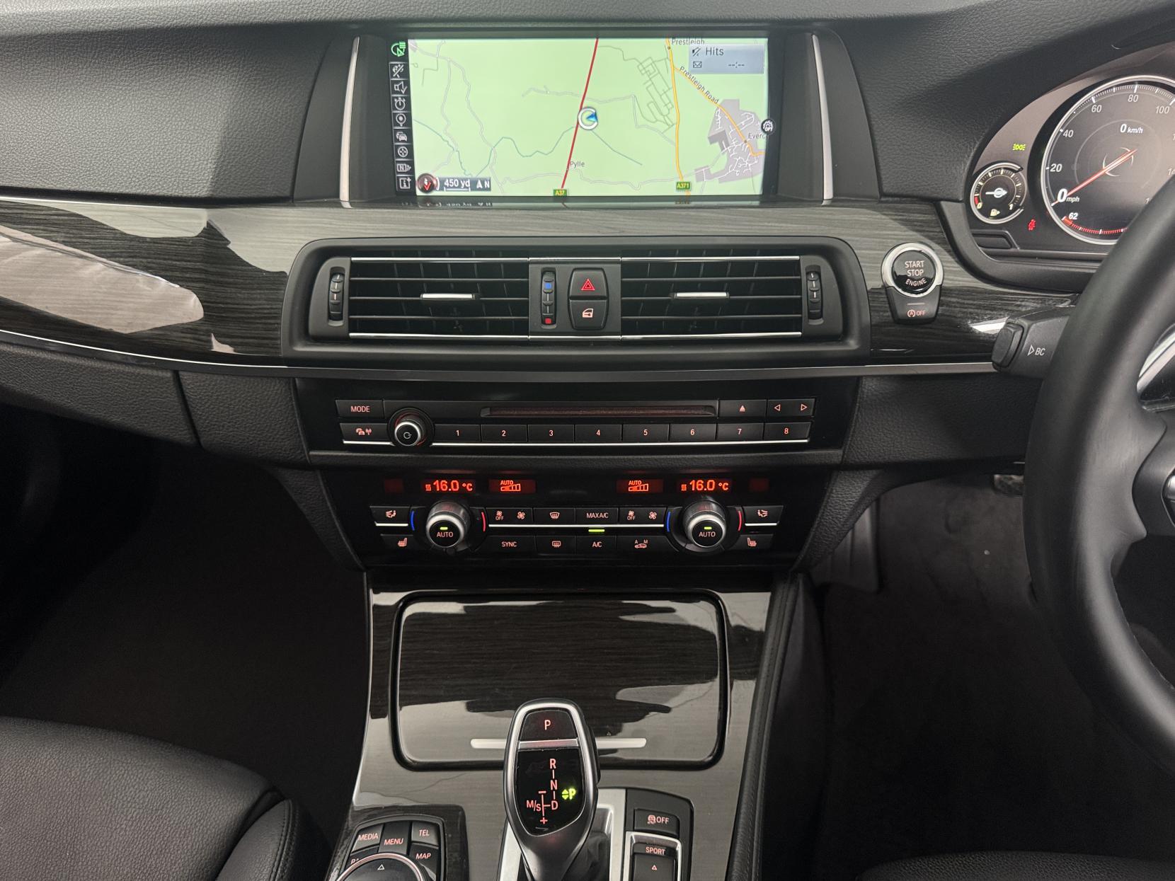 BMW 5 Series view 66