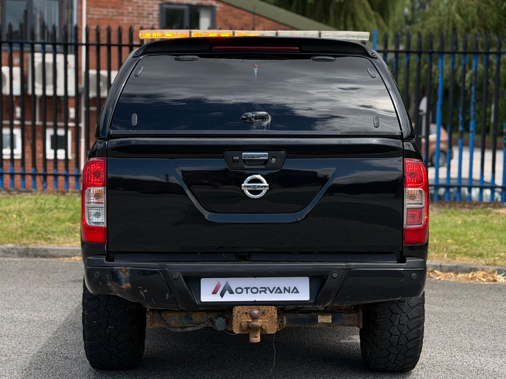 Nissan Navara view 4