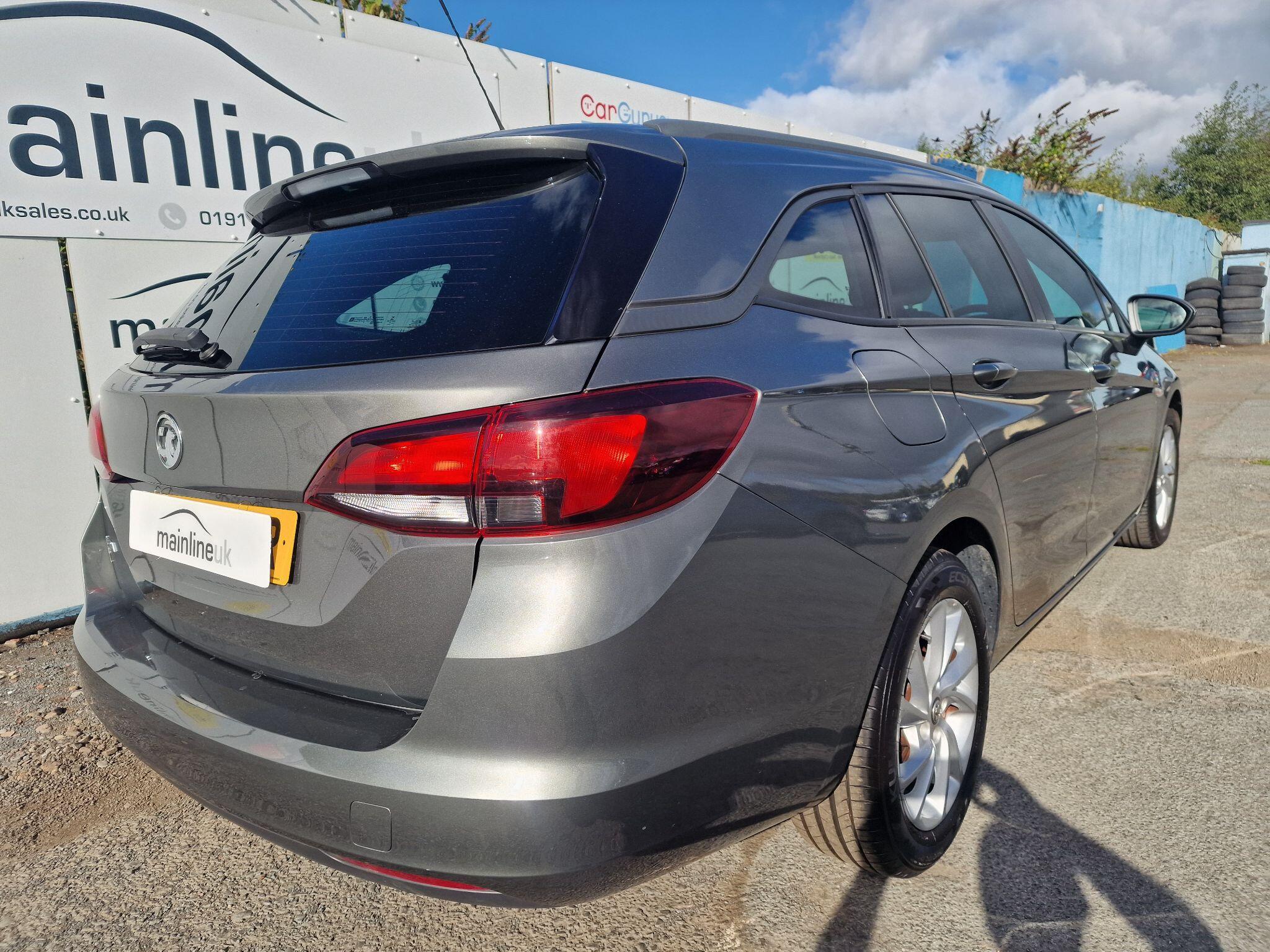 Vauxhall Astra view 51