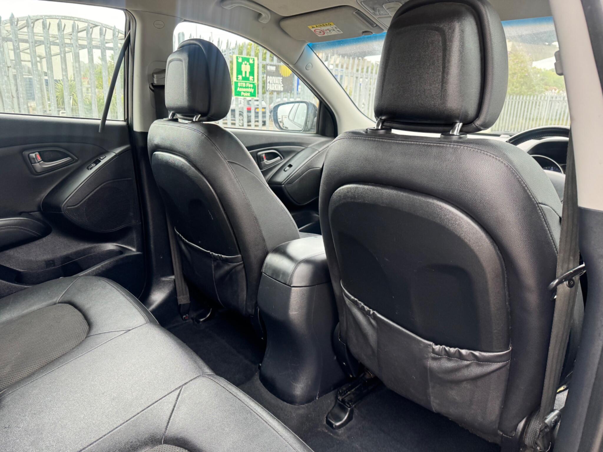 Hyundai ix35 view 32