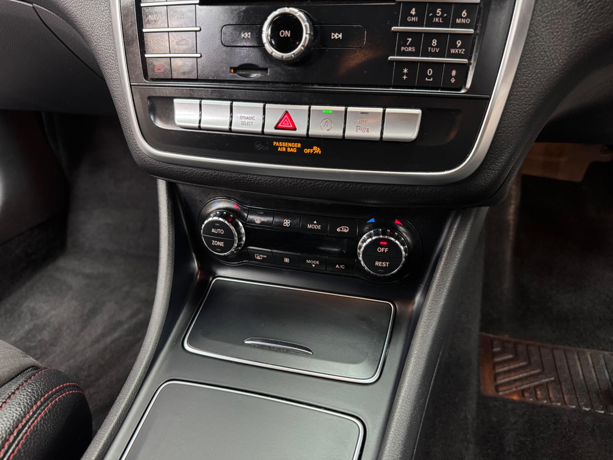 Mercedes-Benz Cla view 33