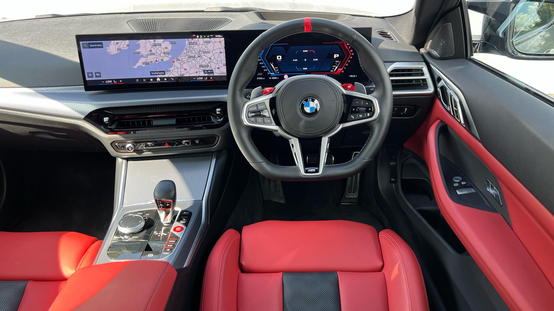 BMW M4 view 5