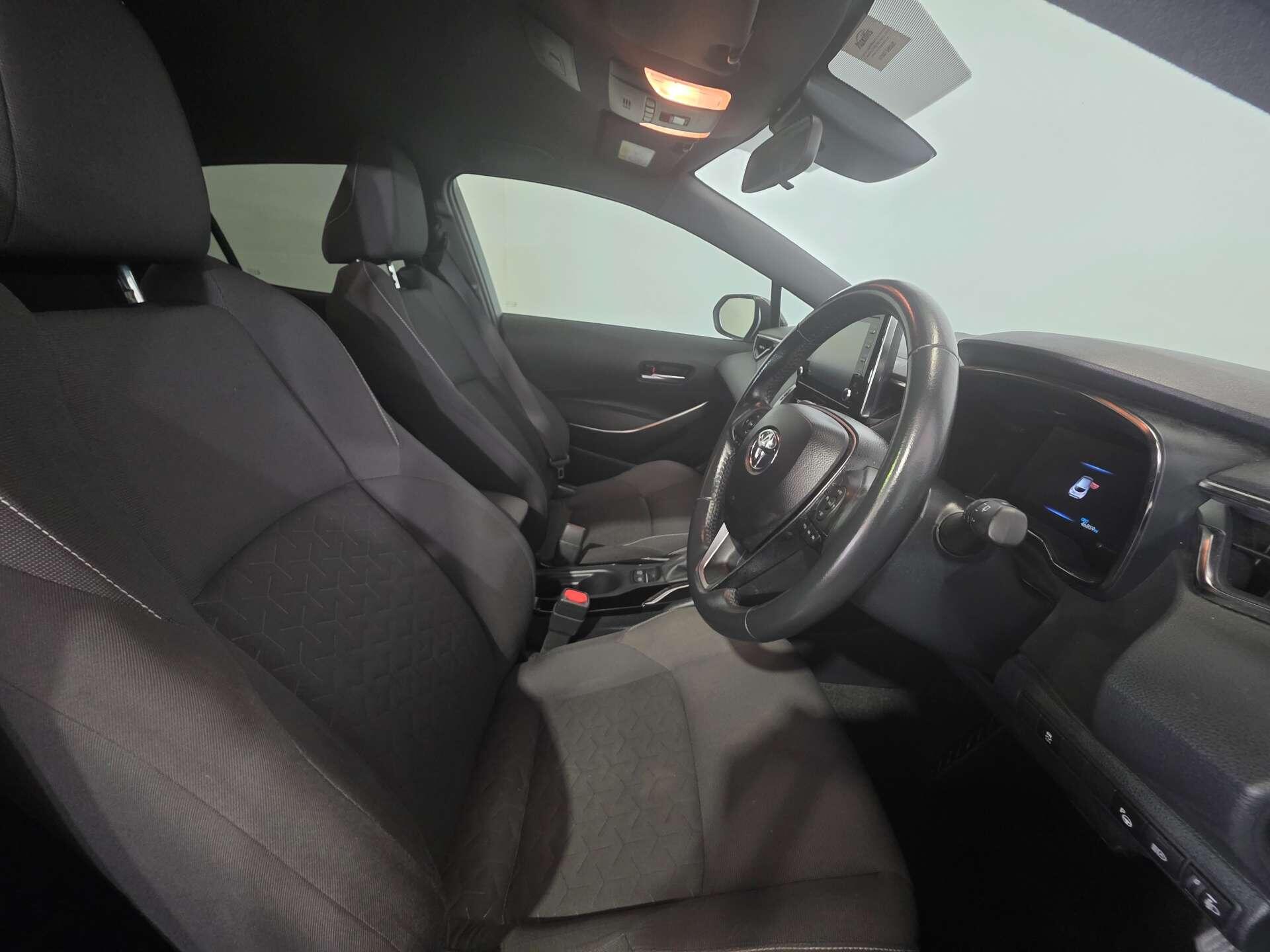 Toyota Corolla view 11