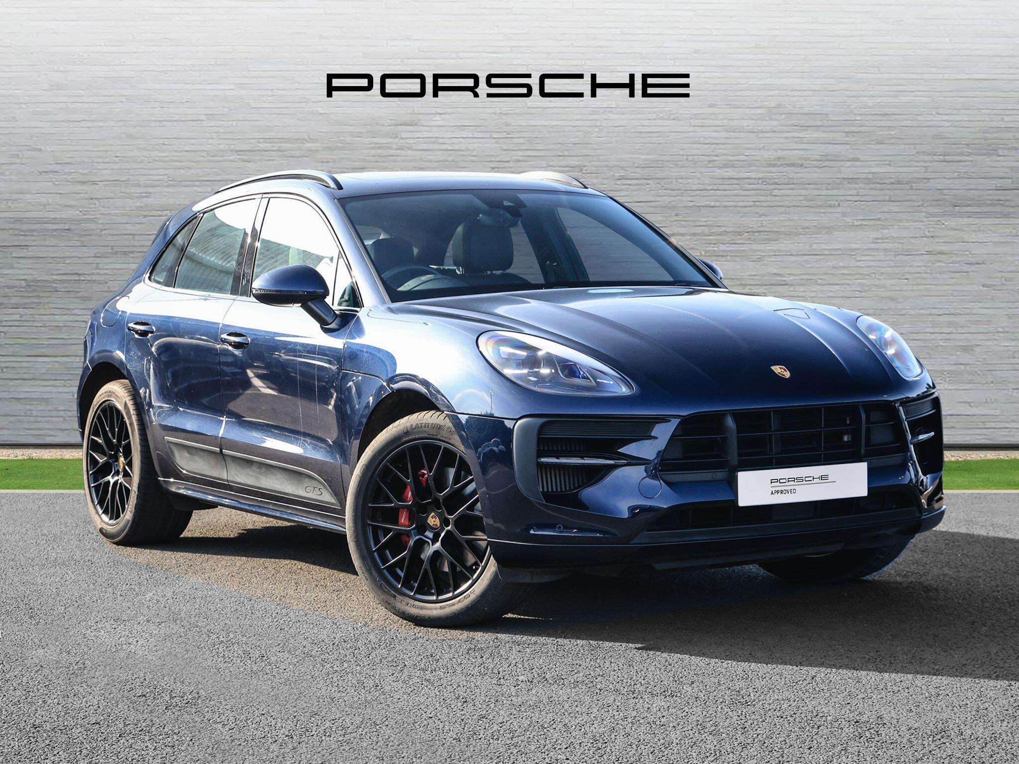 Porsche Macan view 31