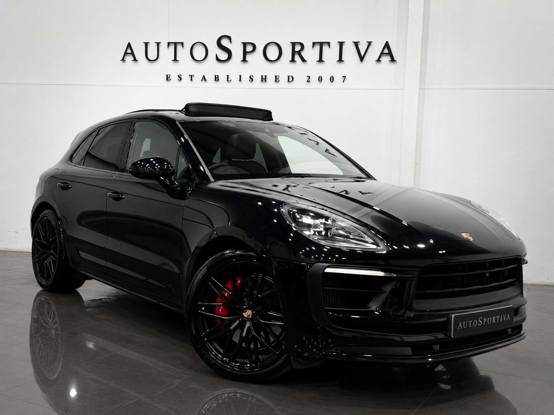 2023 Porsche Macan in Black for sale