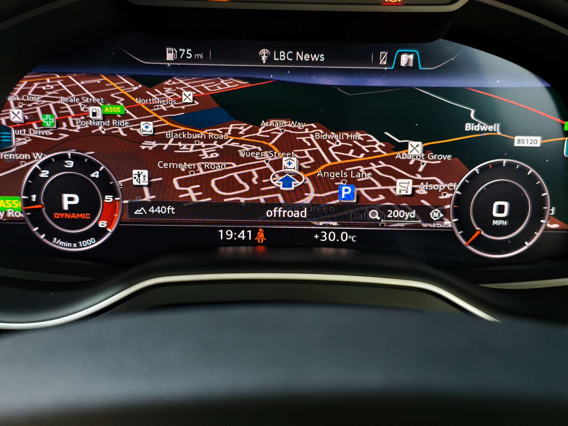 Audi SQ7 view 35