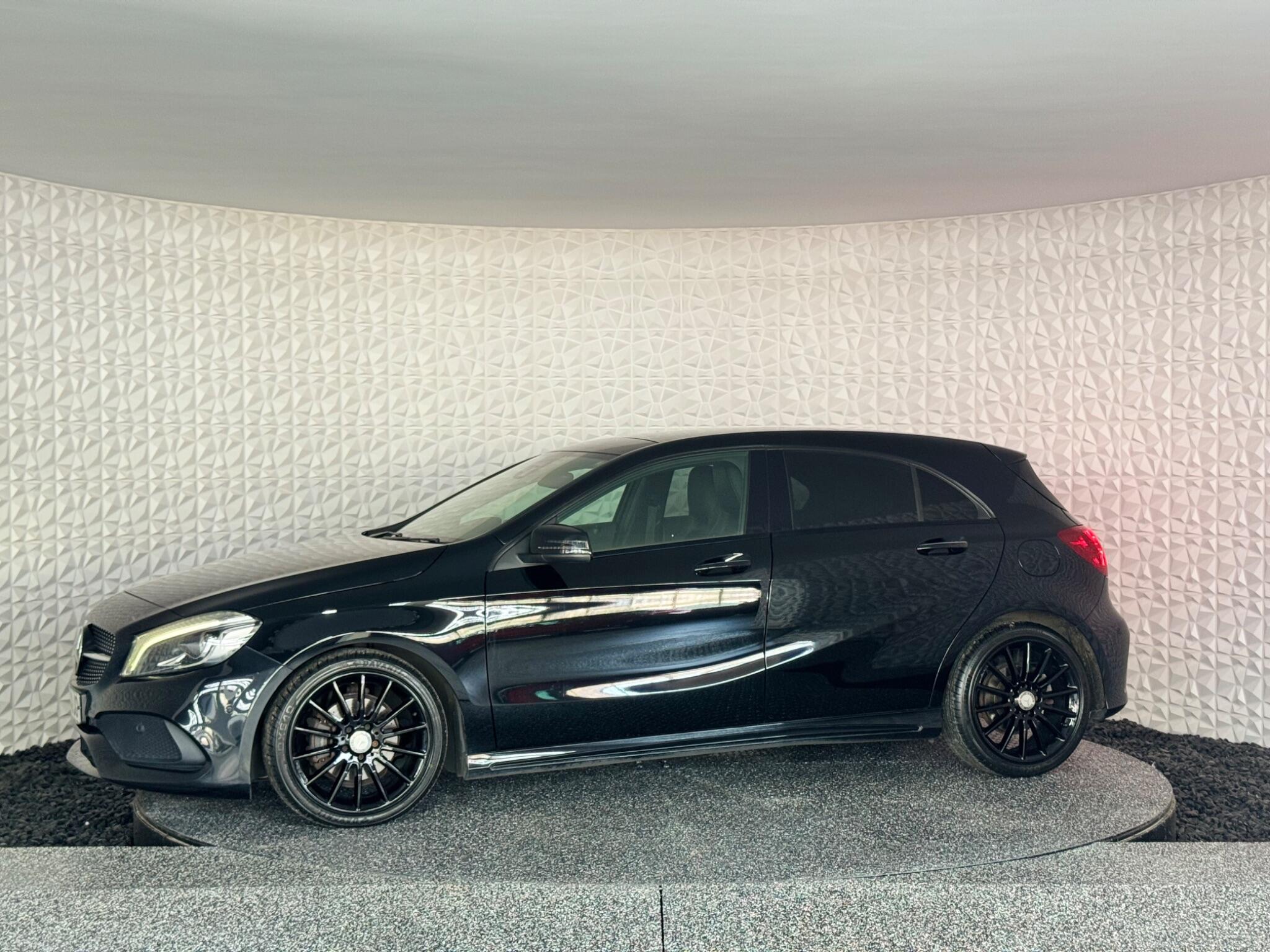 Mercedes-Benz A-Class view 19