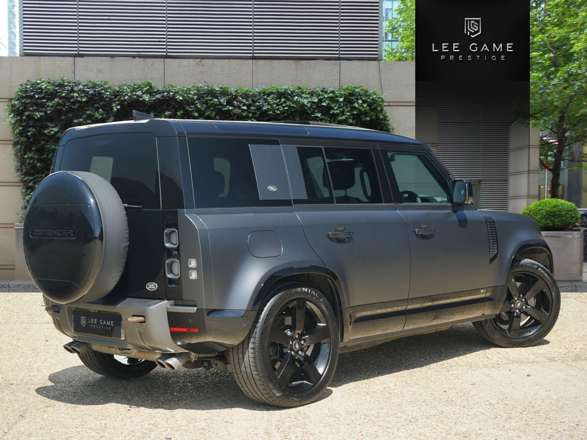 Land Rover Defender view 7